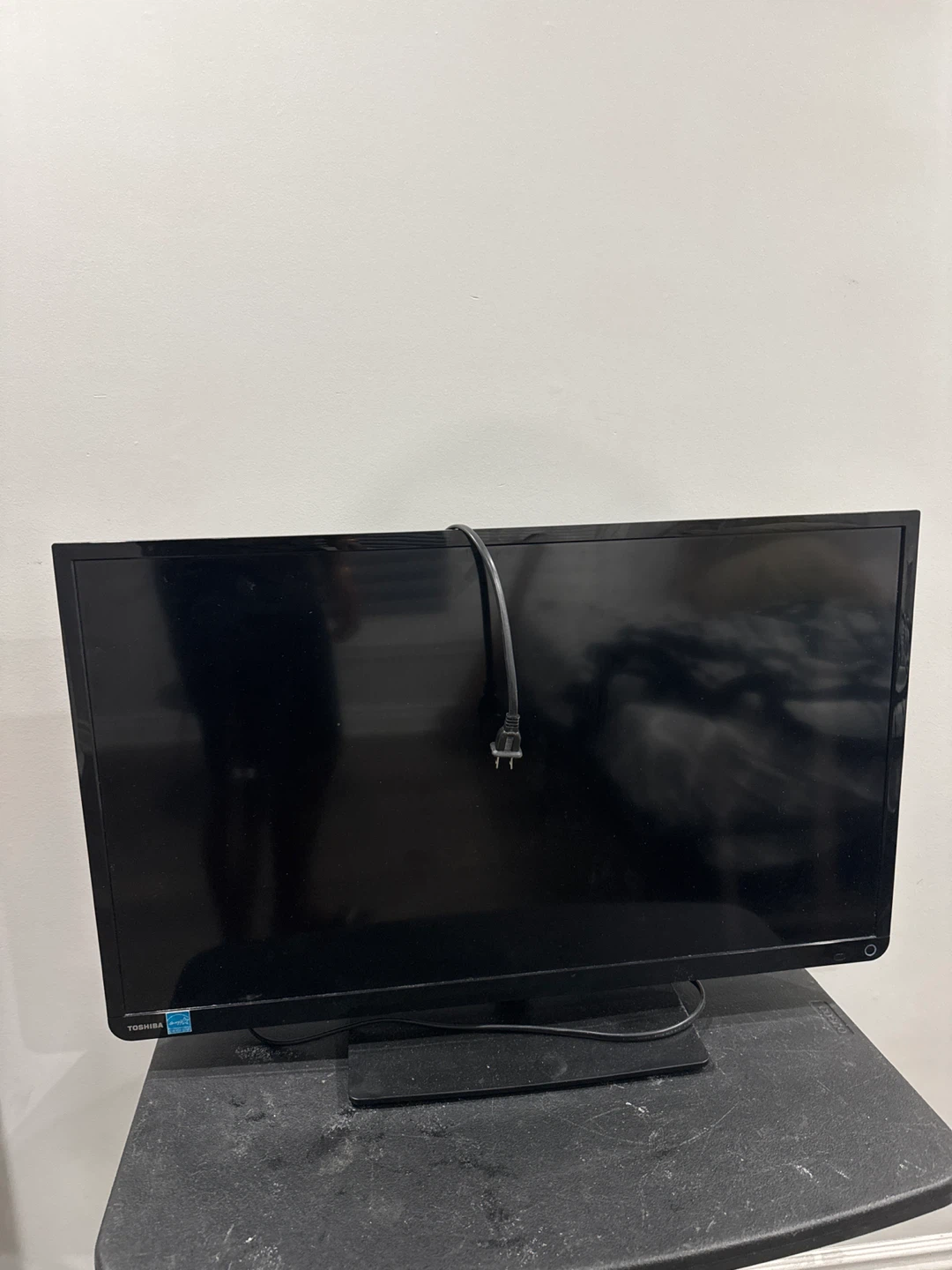 Toshiba  35 inch TV for sale