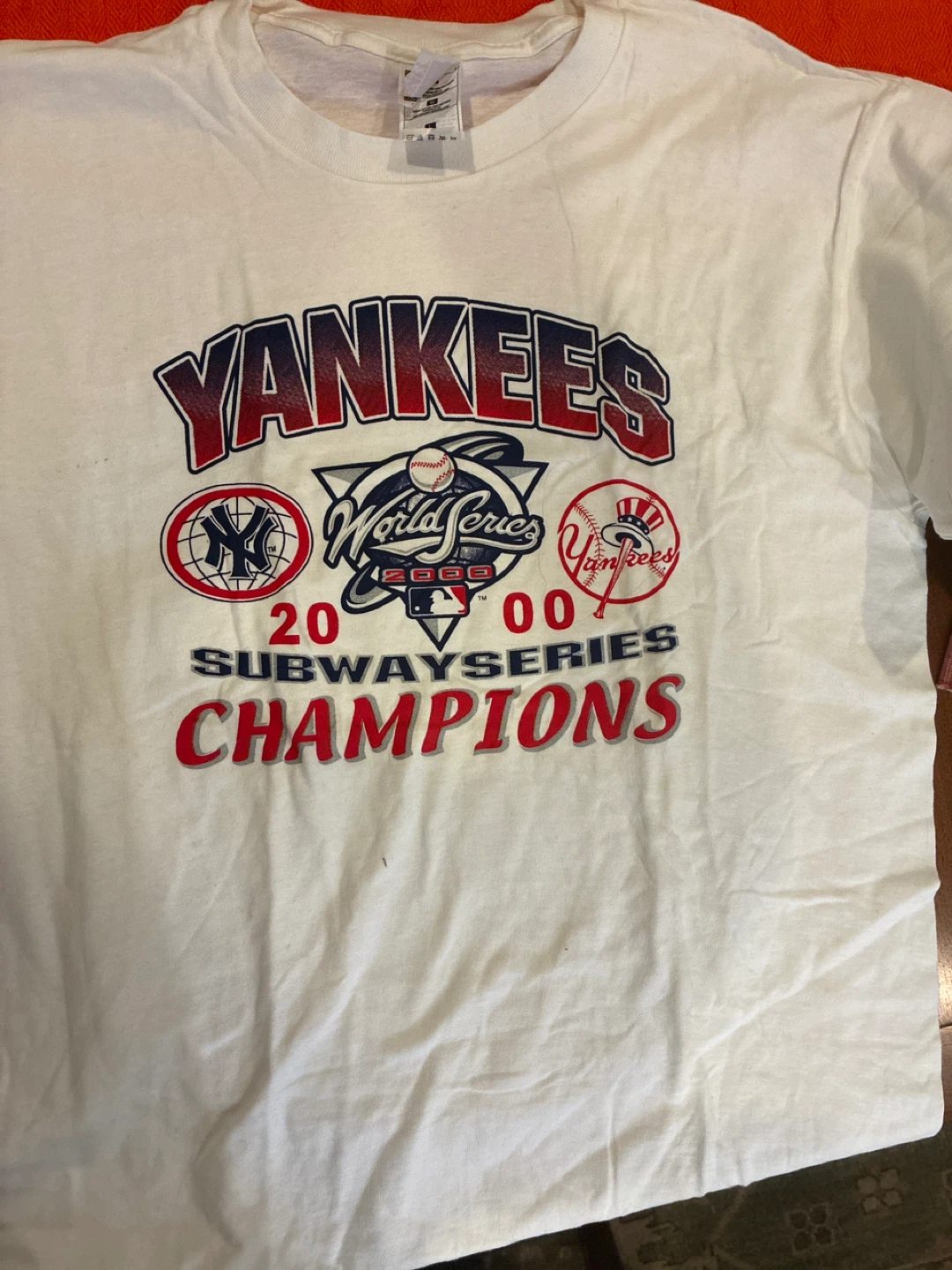 New York Yankees 2000 World Series Champions T-Shirt