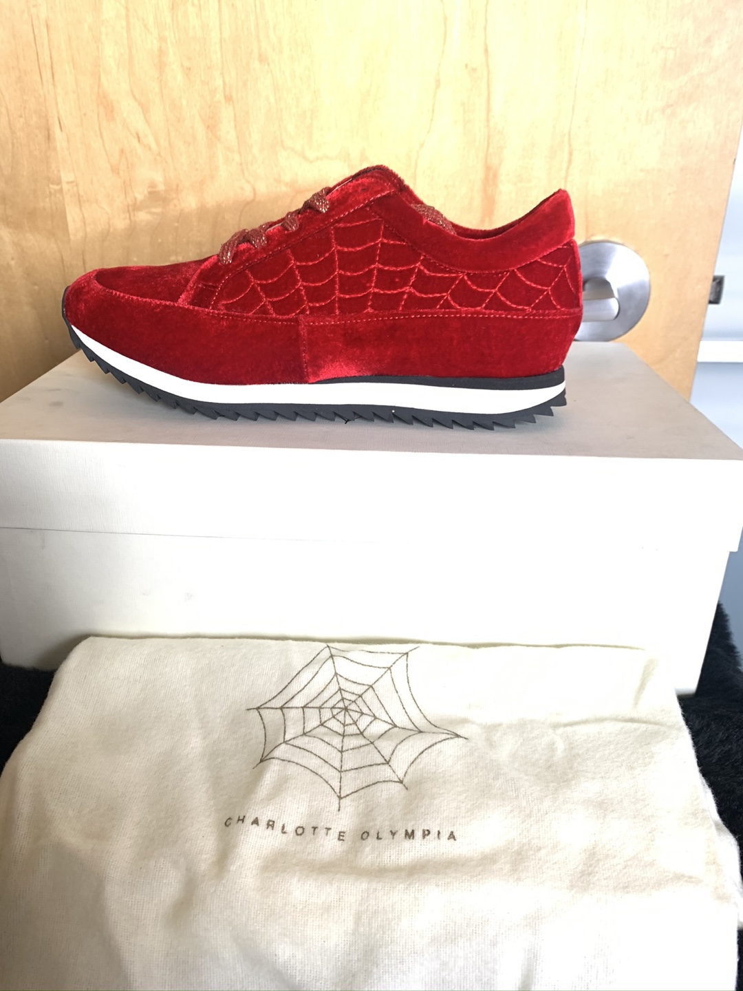 Charlotte Olympia Red Velvet Work It Spider Web Sneakers size 7 - photo 2
