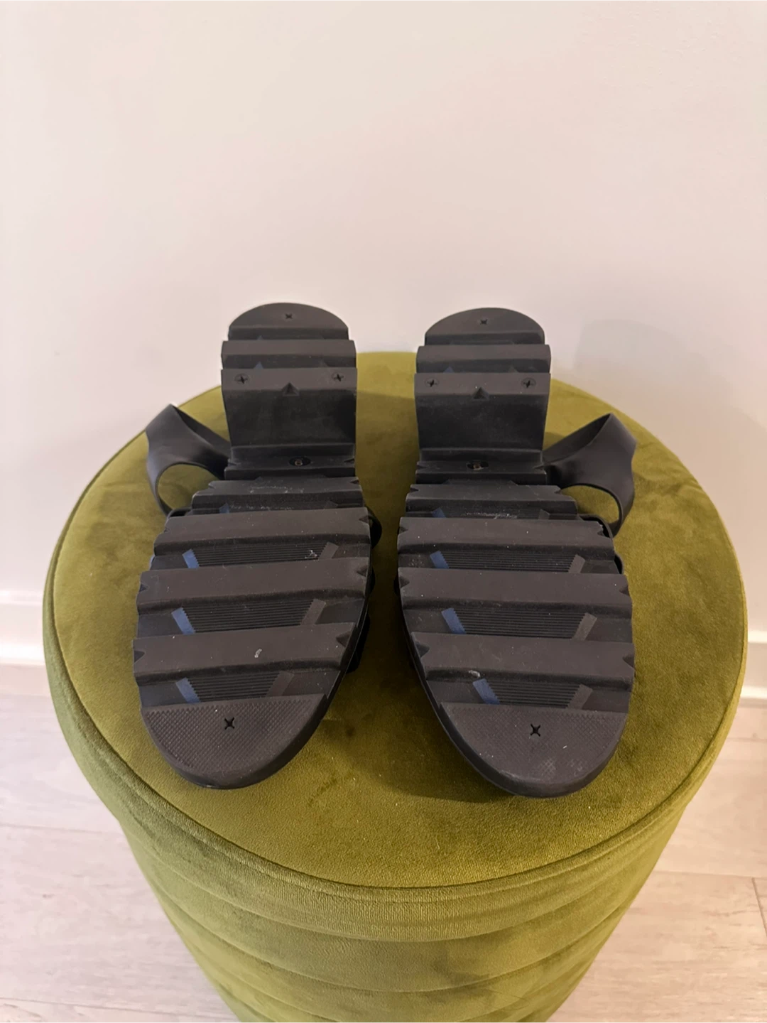 UO Black Chunky Platform Sandals - photo 5