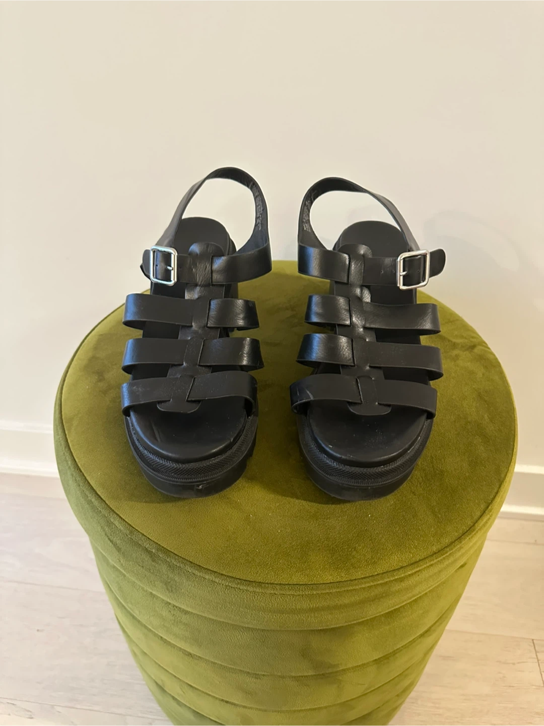 UO Black Chunky Platform Sandals - photo 2