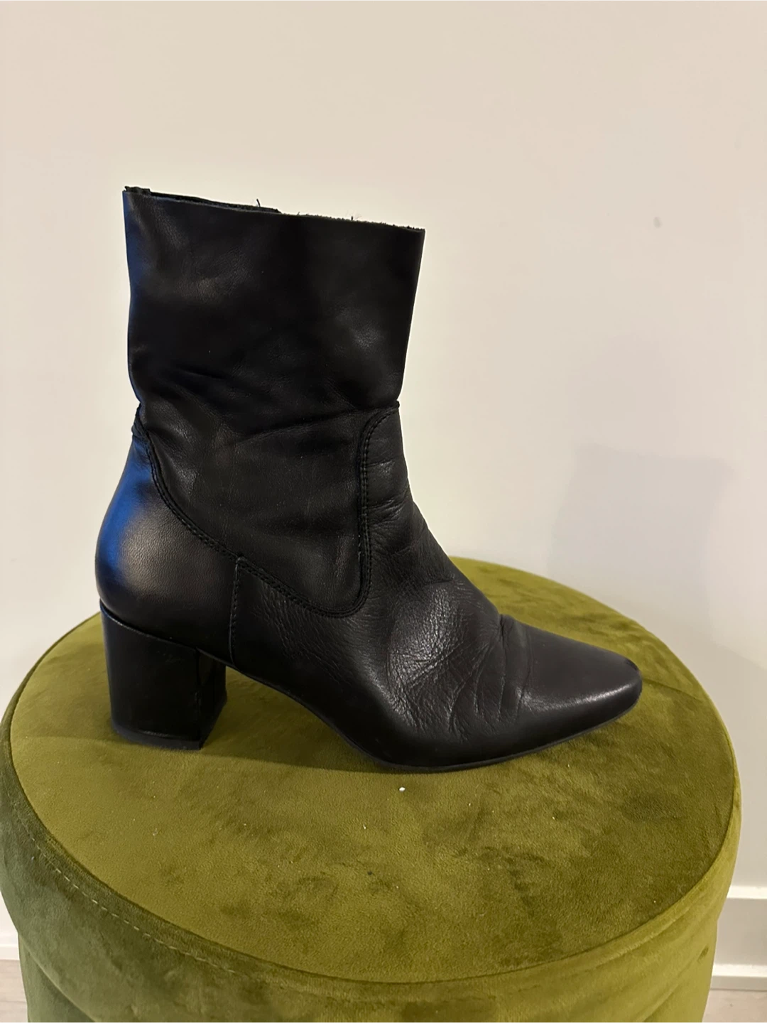 L’intervalle Black Leather Ankle Boots - photo 3