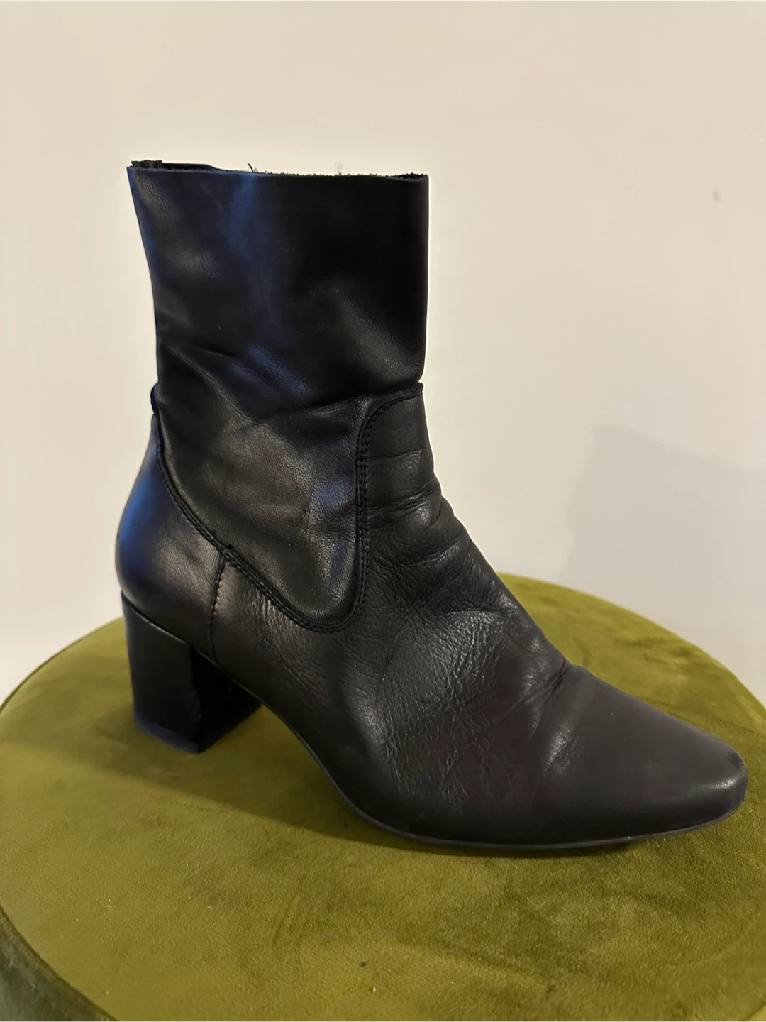 L’intervalle Black Leather Ankle Boots - photo 2