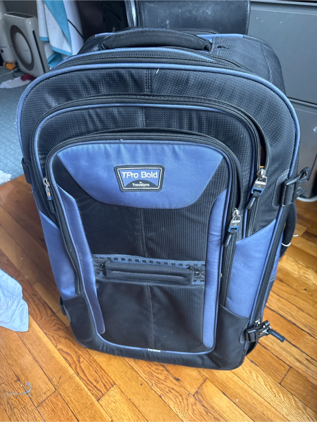 Travelpro TPro Bold Blue Black Rolling Luggage Suitcase