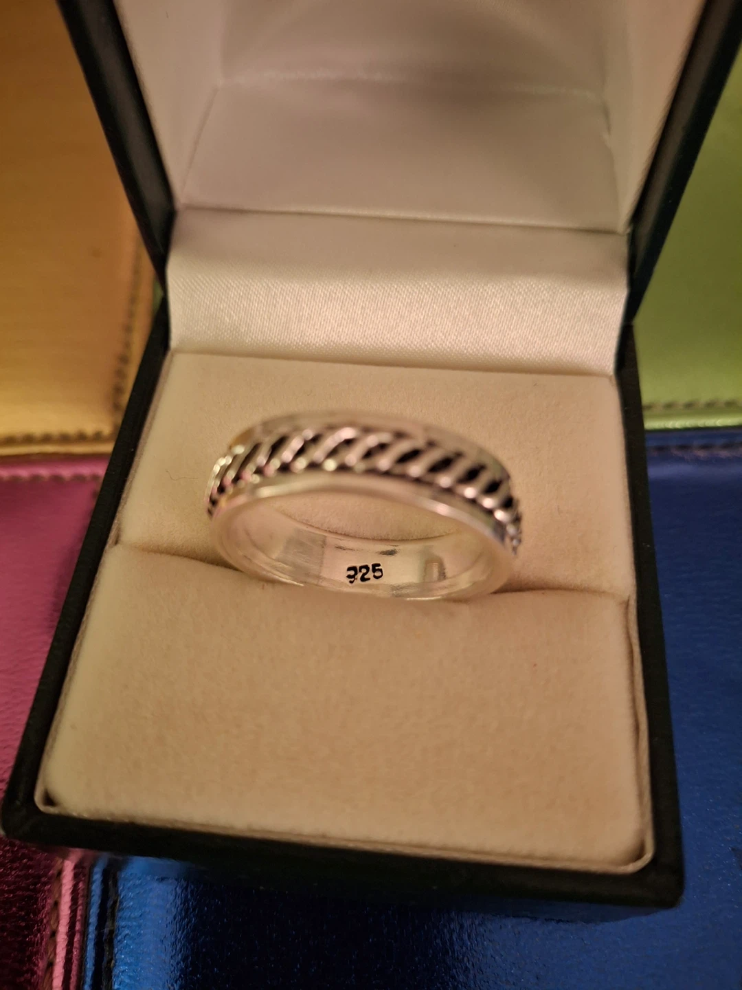 Silver spinner ring (silver stamped 925, 3 sizes available)