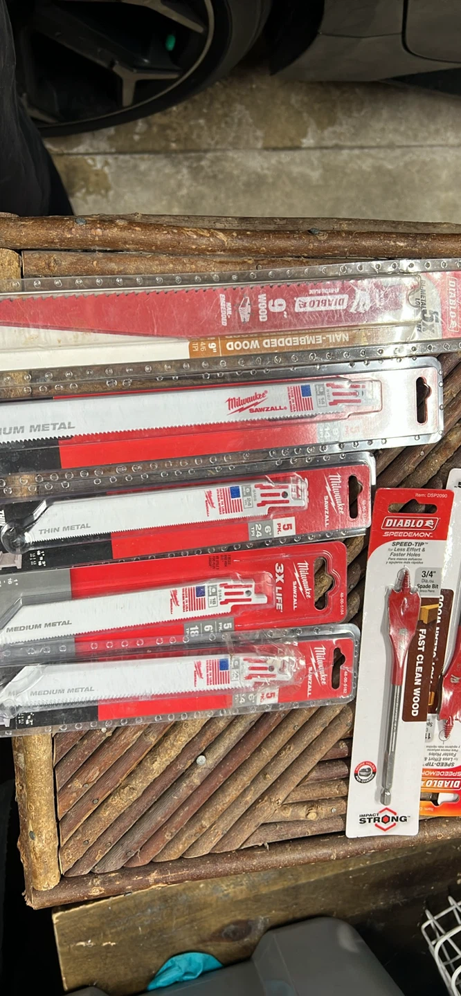 Milwaukee Sawzall Blades & Diablo Spade Bits Set - photo 3