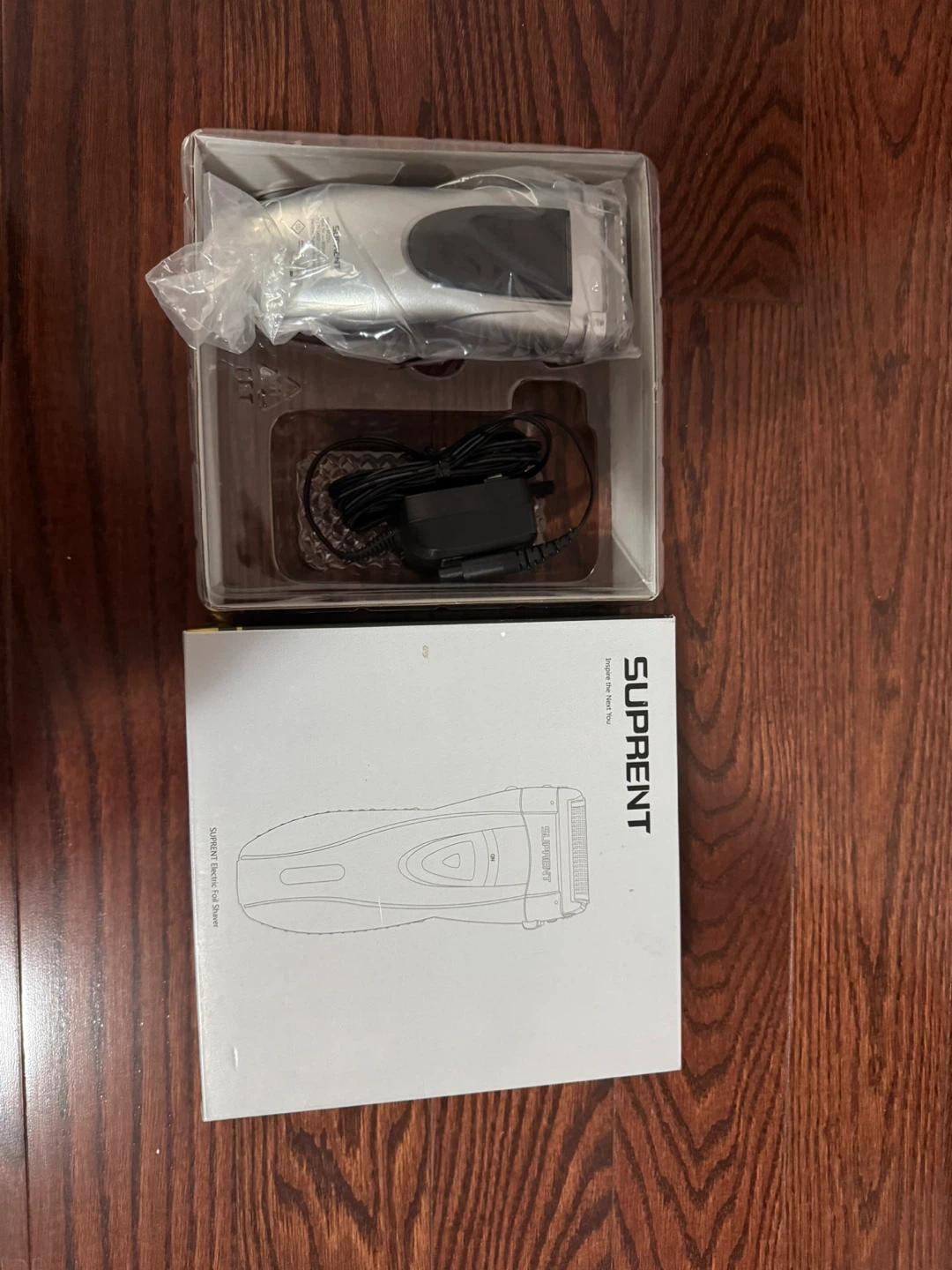 SUPRENT Electric Foil Shaver with Charger