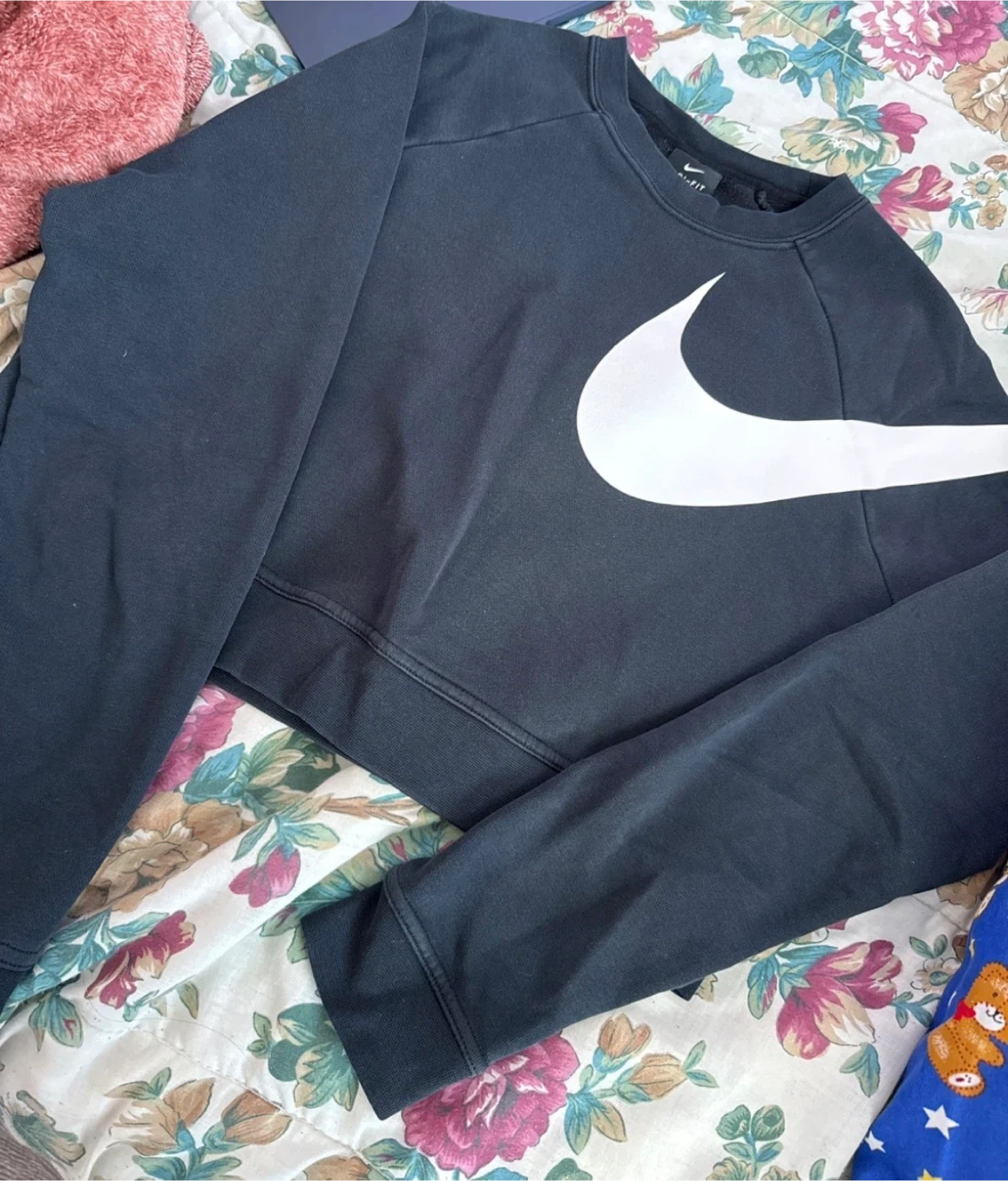 Nike Dri-FIT Cropped Sweatshirt - XS