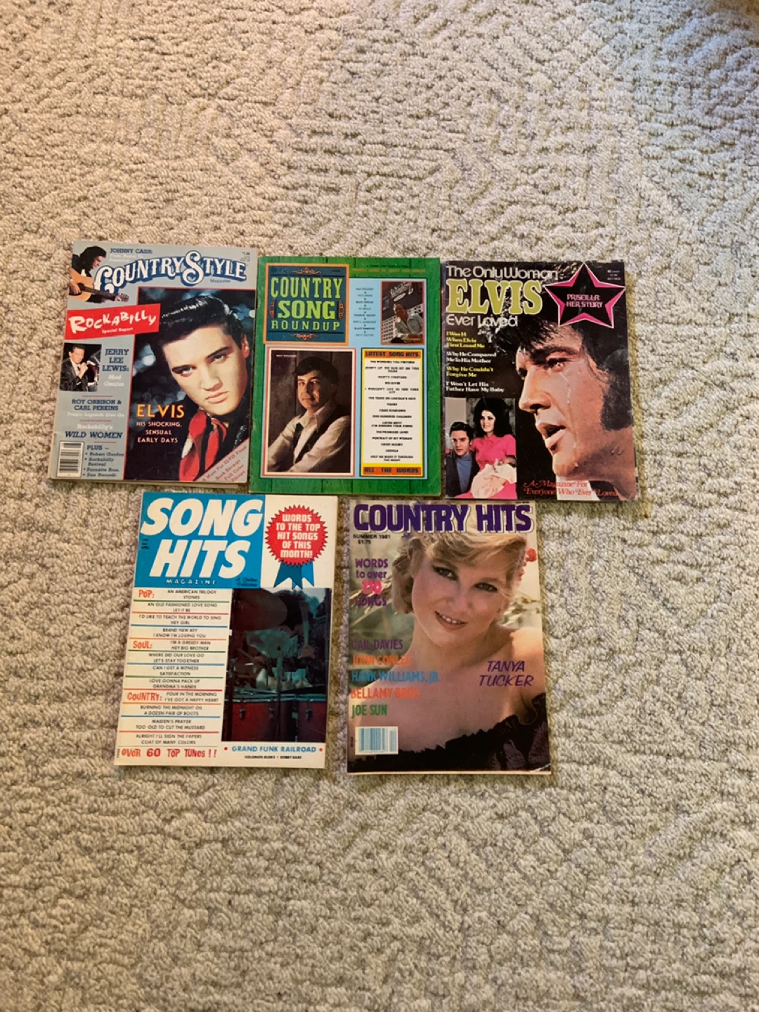 Collection of Vintage Music and Celebrity Magazines - photo 2