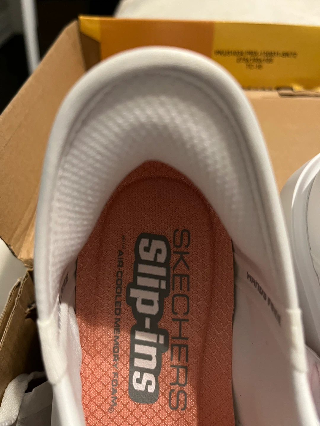 Brand new! Skechers hands free slip ons. Size 6.5 - photo 3