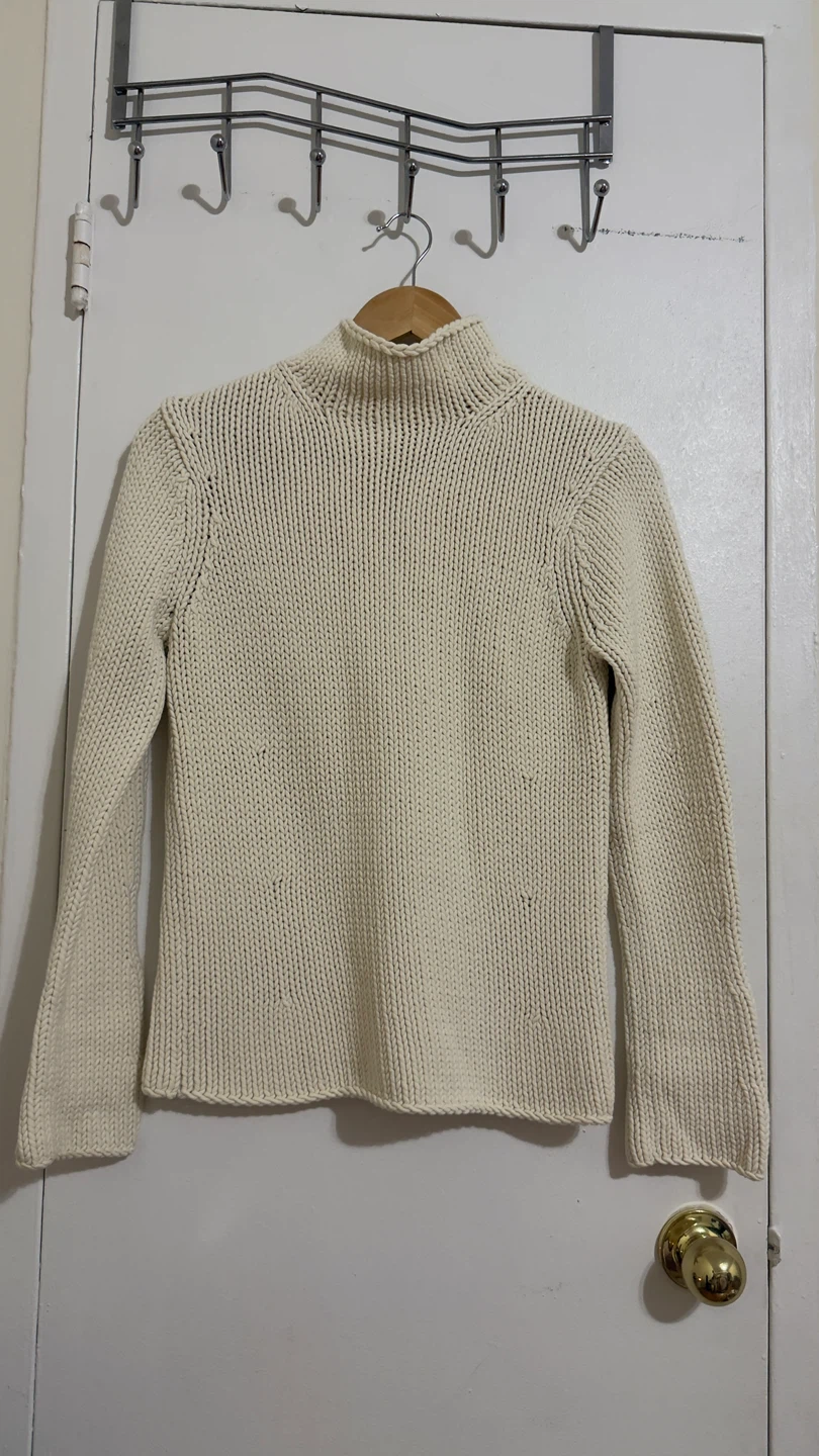 GAP Cream Knit Turtleneck Sweater
