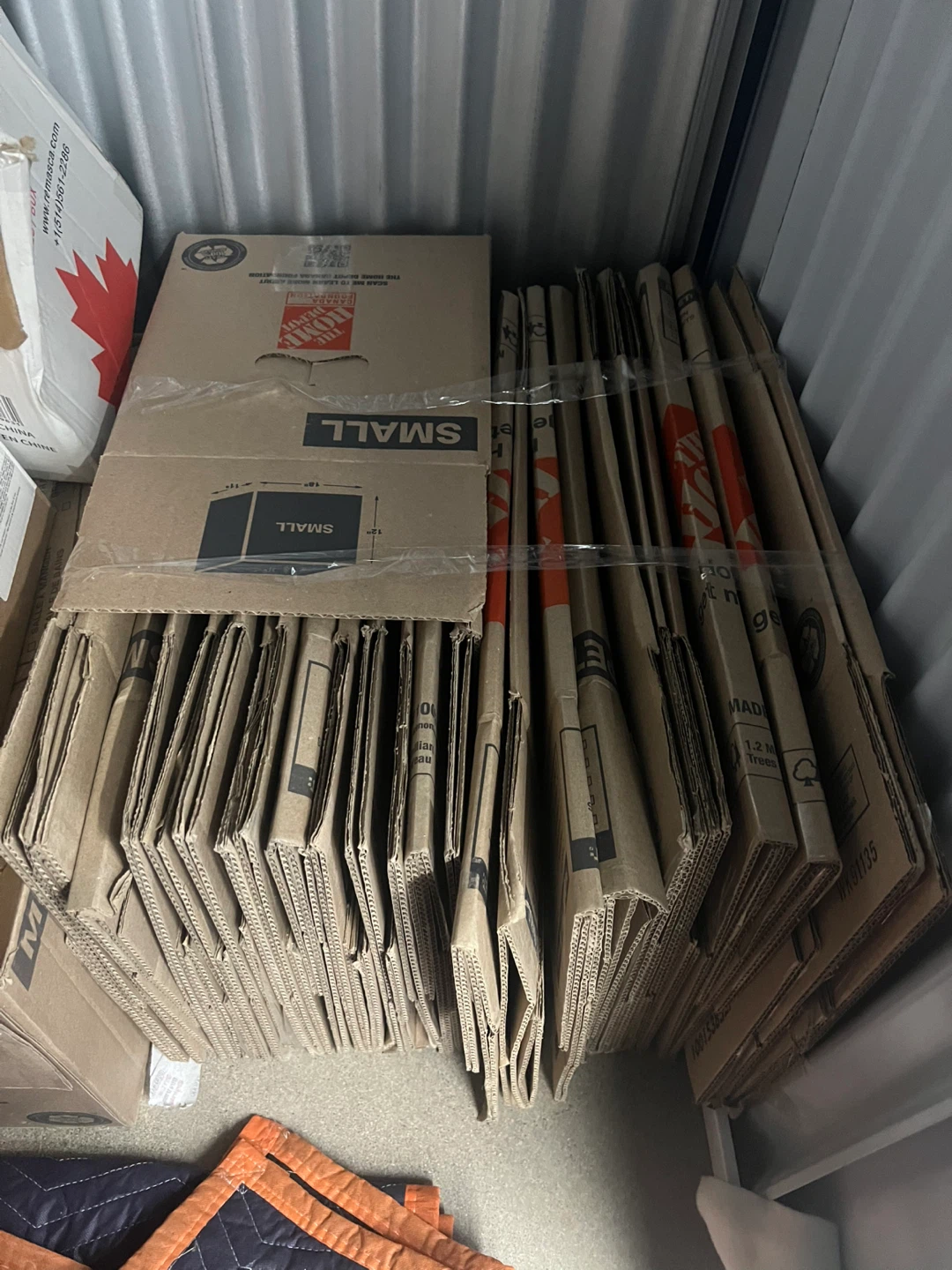 27 Small Moving Boxes with packing material