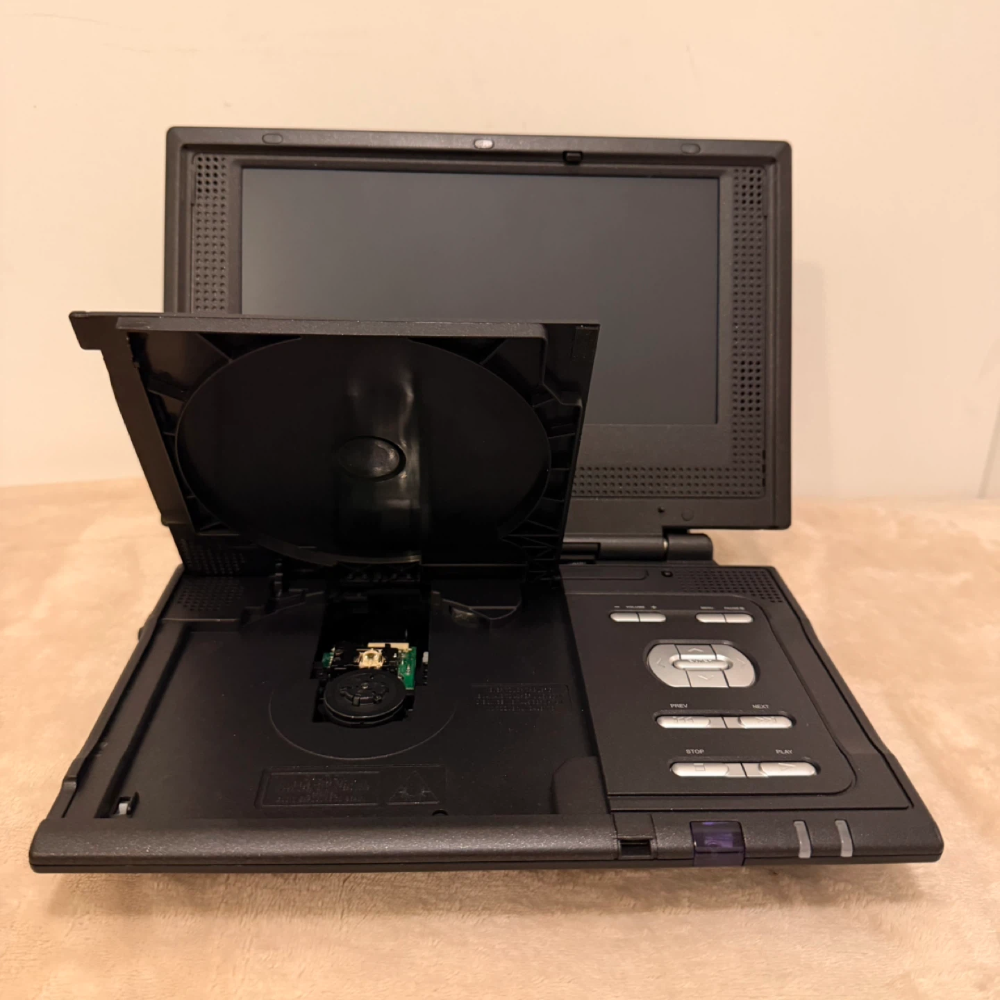 Kawasaki Portable DVD Player - photo 4