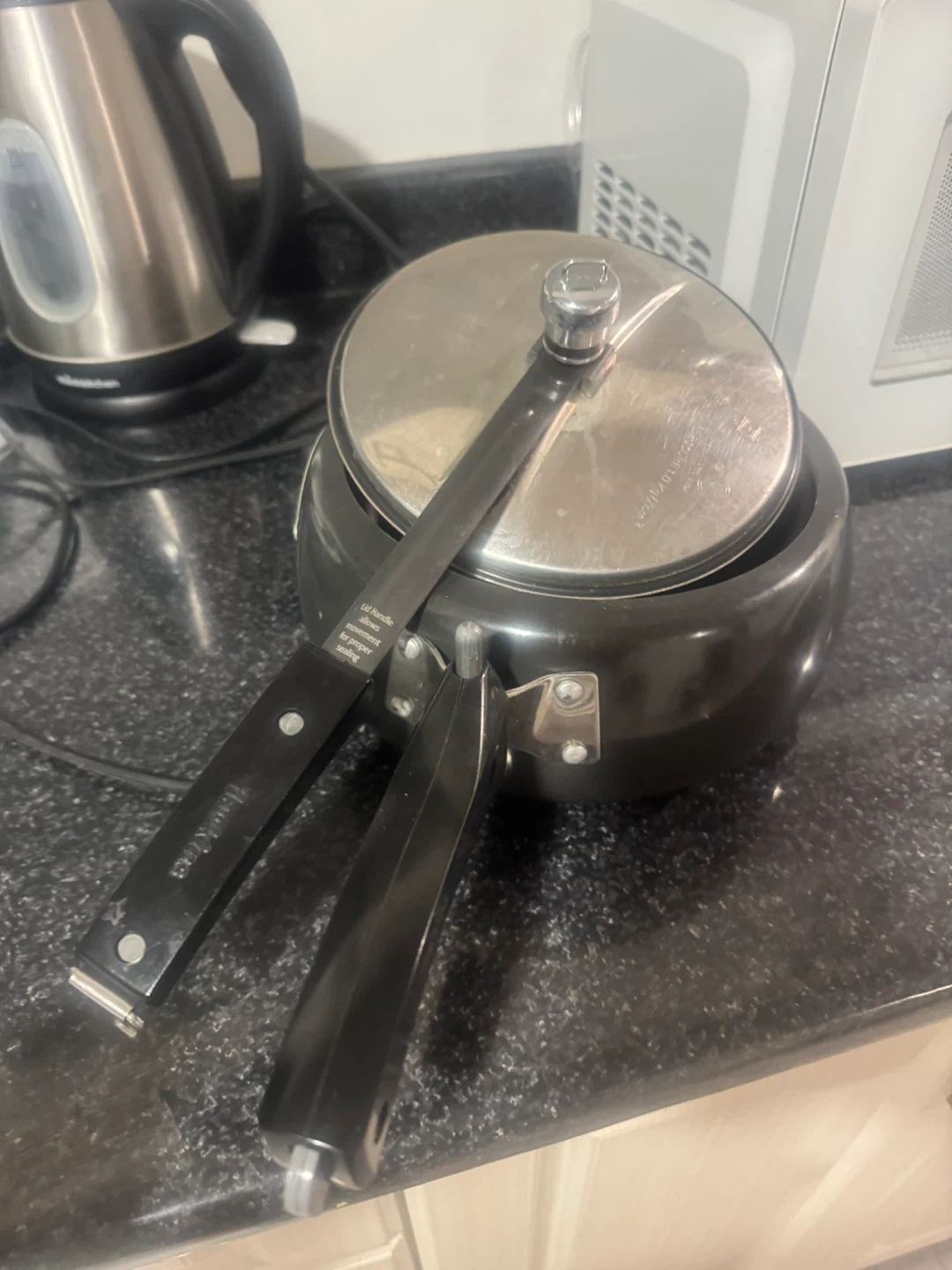 Hawkins Pressure Cooker