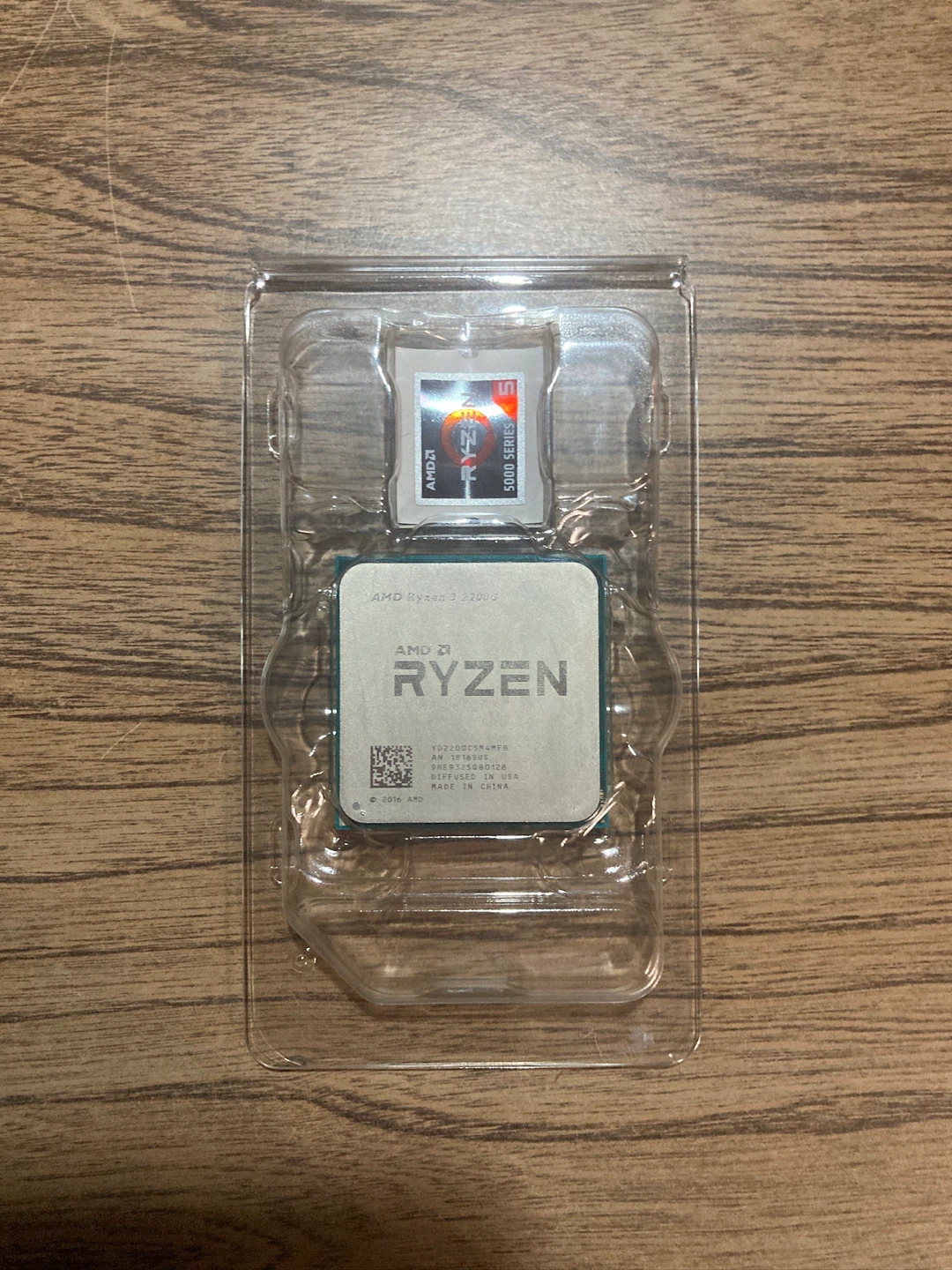 Ryzen 3 2200g CPU and brand new stock cooler