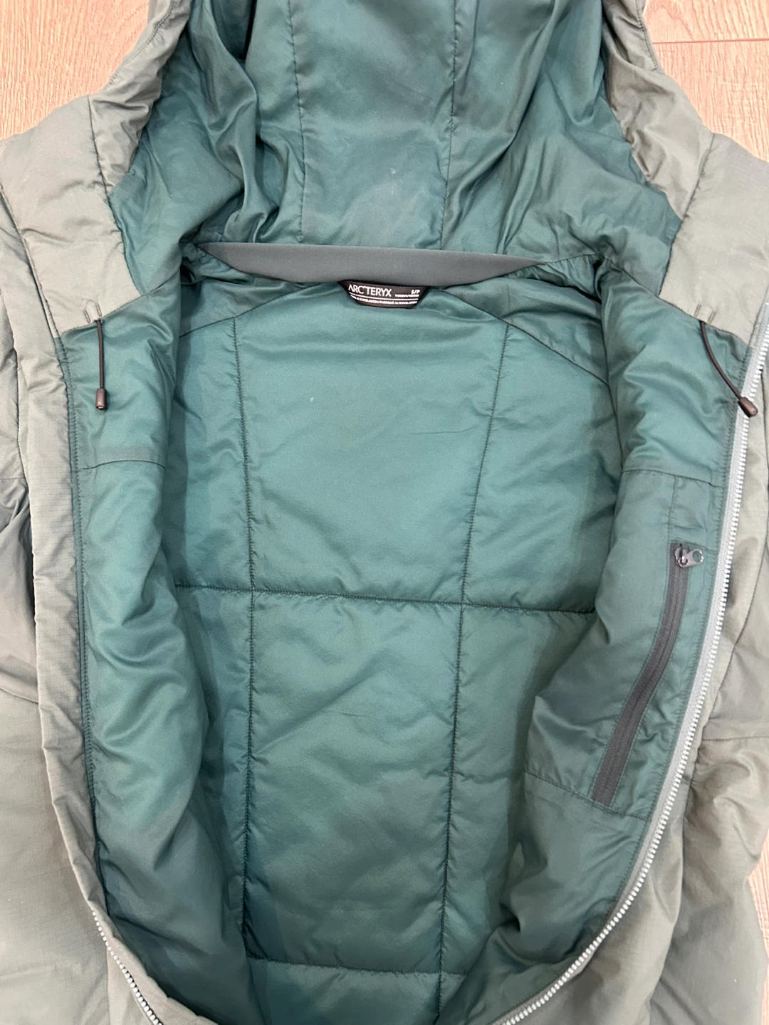 **sold***Arc'teryx Women's Atom LT Jacket - Green - Size S/P - photo 5