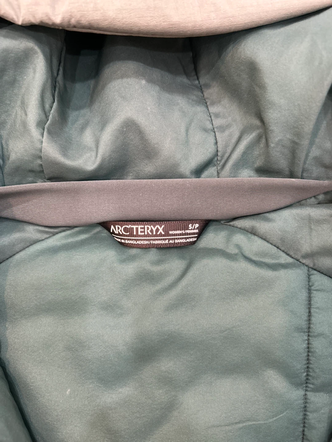 **sold***Arc'teryx Women's Atom LT Jacket - Green - Size S/P - photo 2