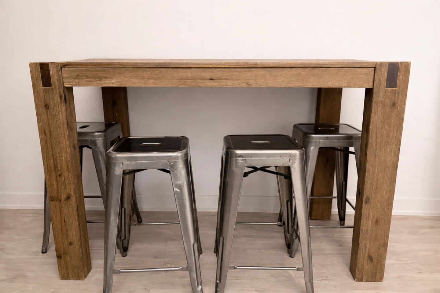 Rustic Wood Bar Table with 4 Metal Stools