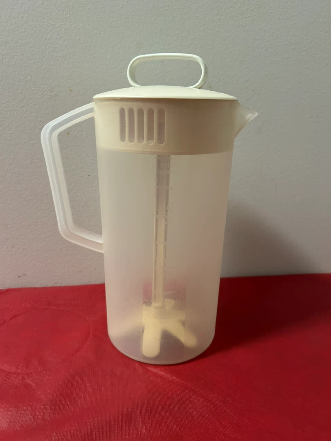 Rubbermaid Plastic Pitcher with Stirrer
