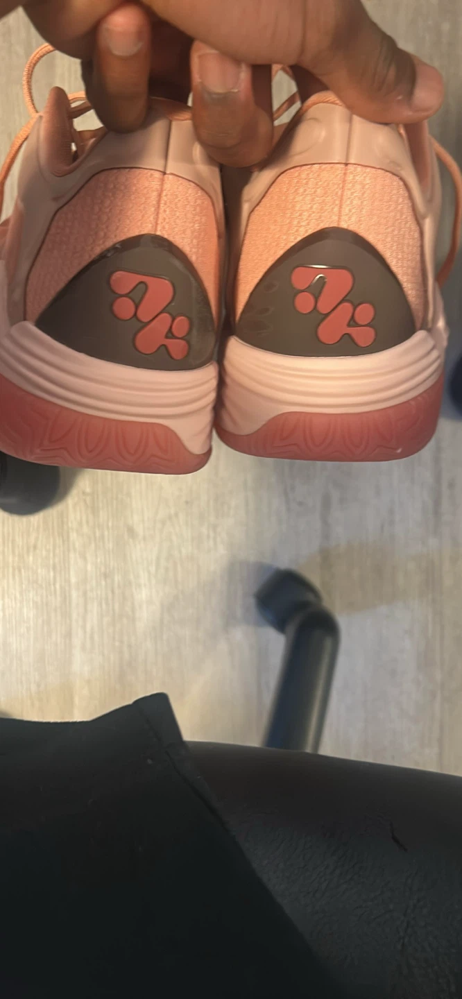 Puma Peach Basketball Shoes - photo 2