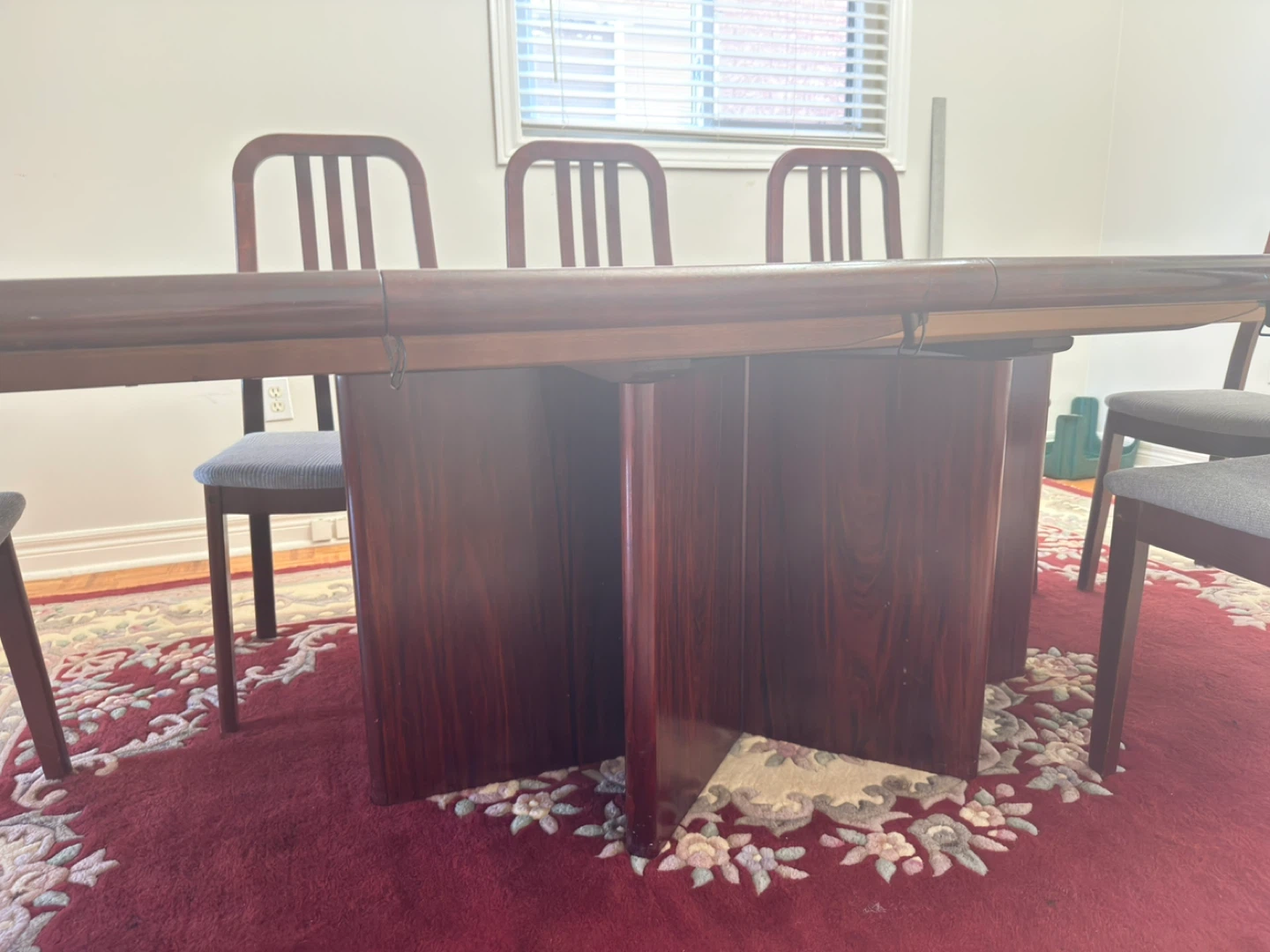 Extendible Dining Table set - photo 4