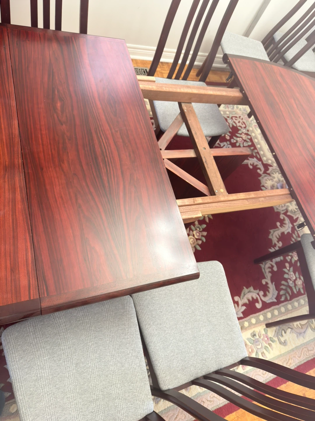 Extendible Dining Table set - photo 3