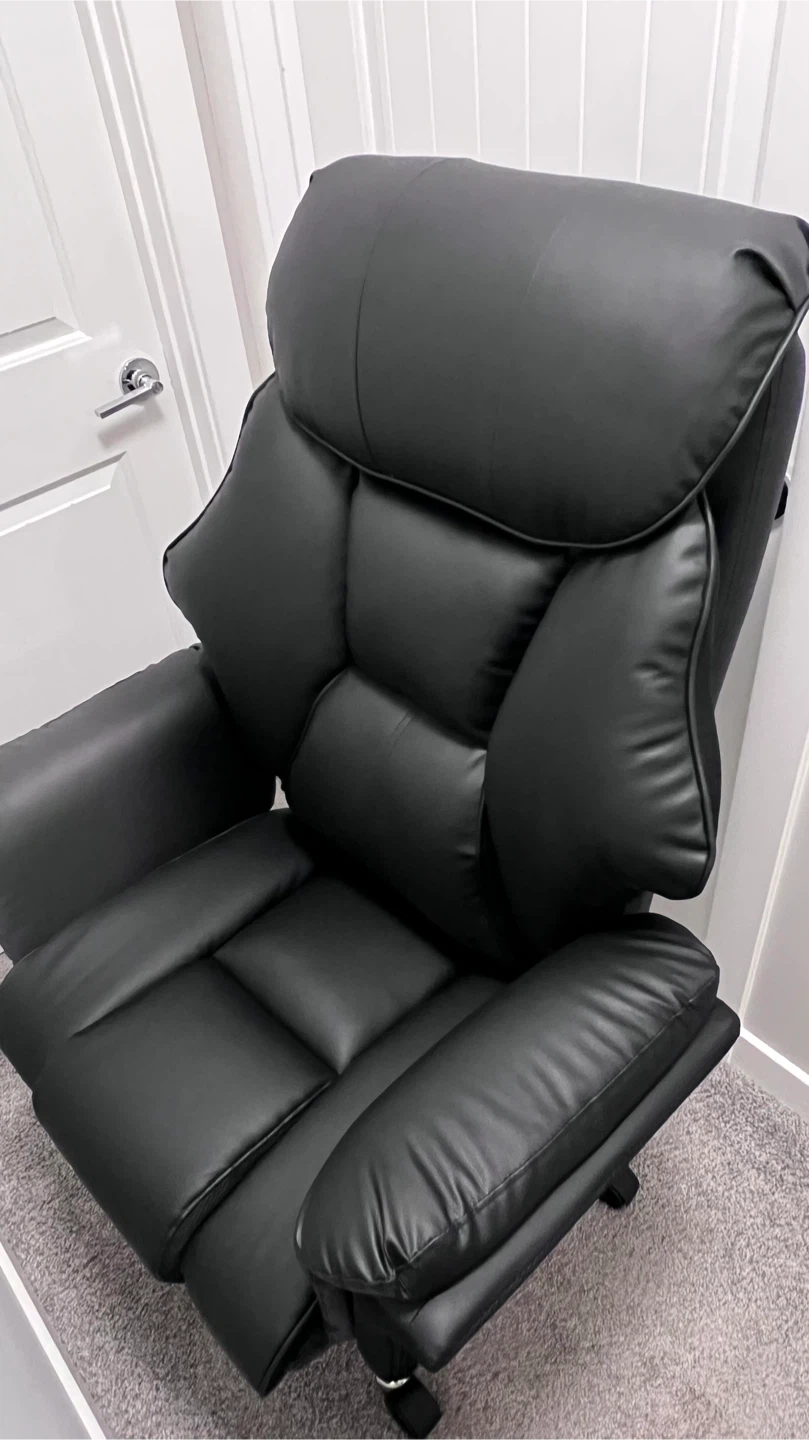 Brand New Black Faux Leather Executive Office Chair - Large - photo 2