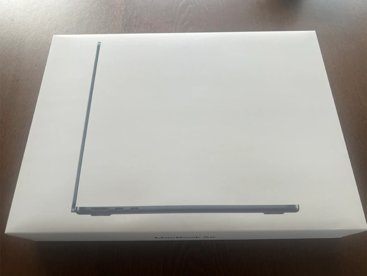 Apple MacBook Air 13-inch M3 Chip, 16GB RAM, 512GB SSD - photo 3