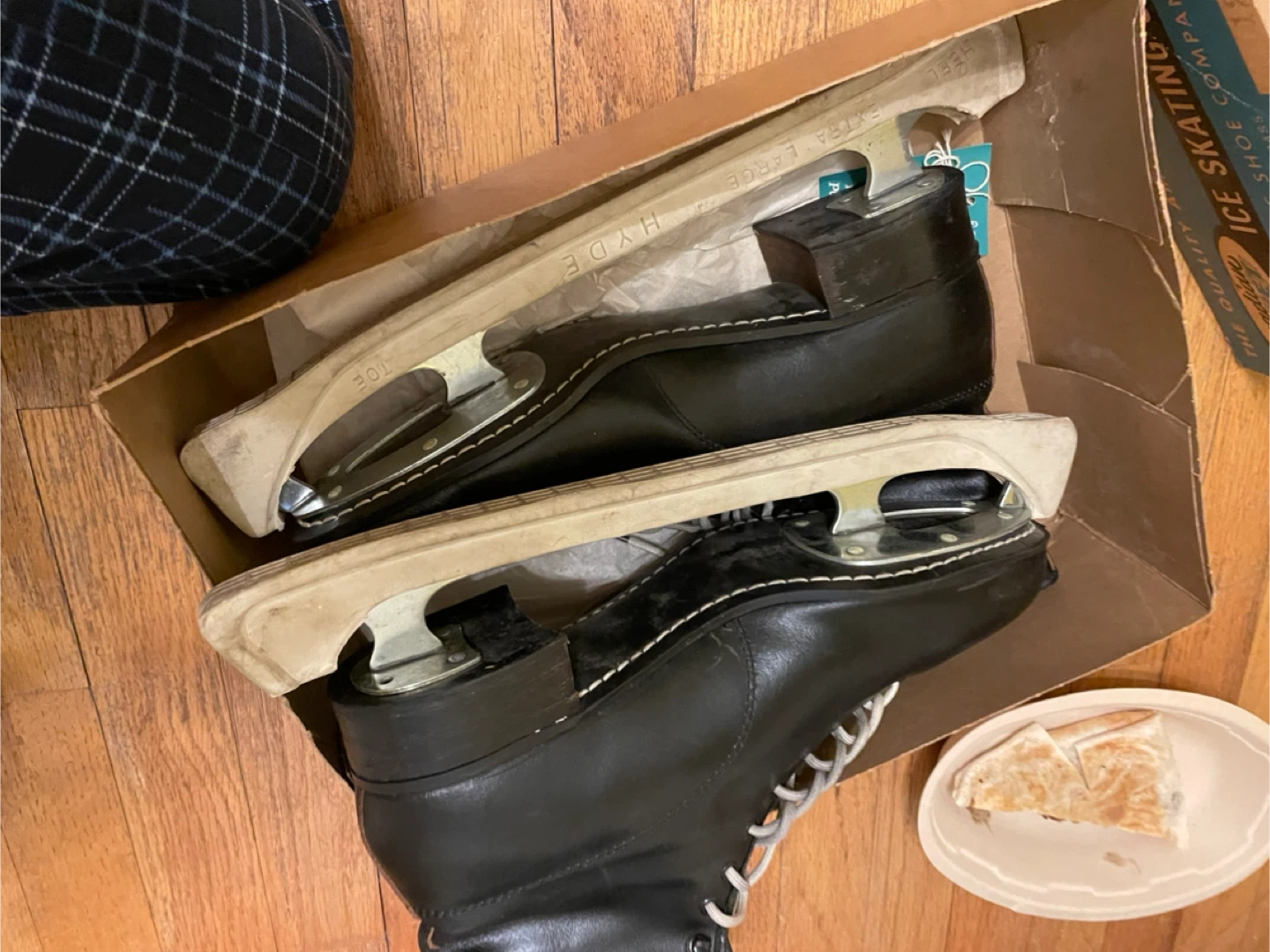 Canadian Rocket Ice Skates Size 12 - photo 4