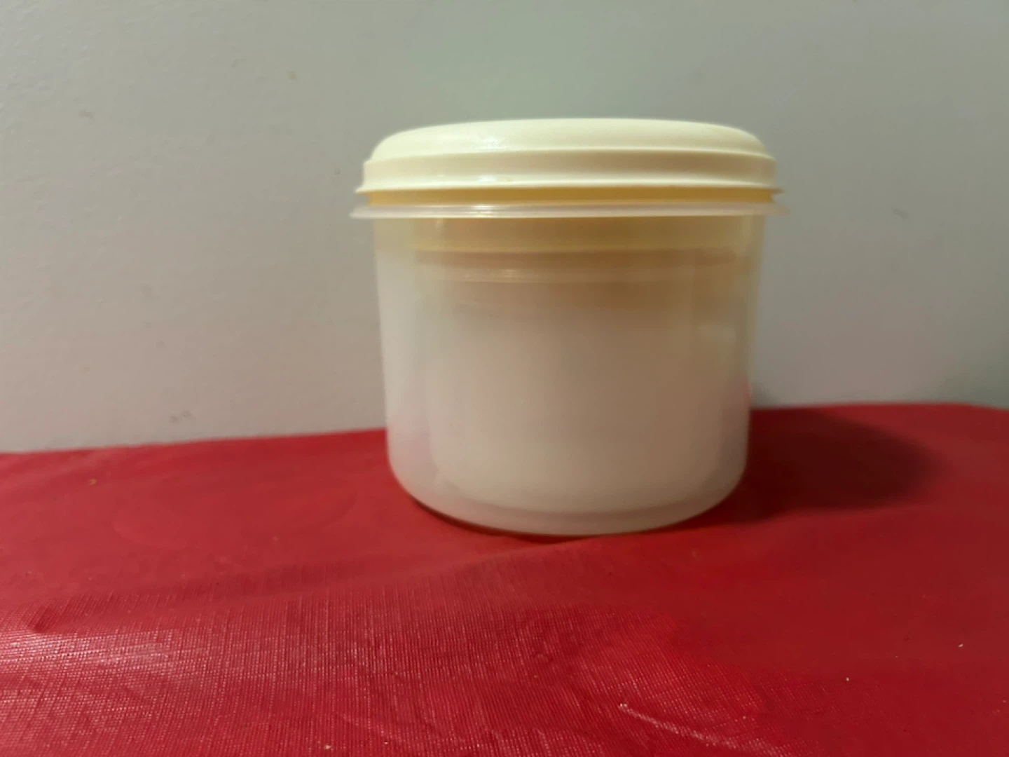 Set of 3 Rubbermaid Plastic Food Storage Containers