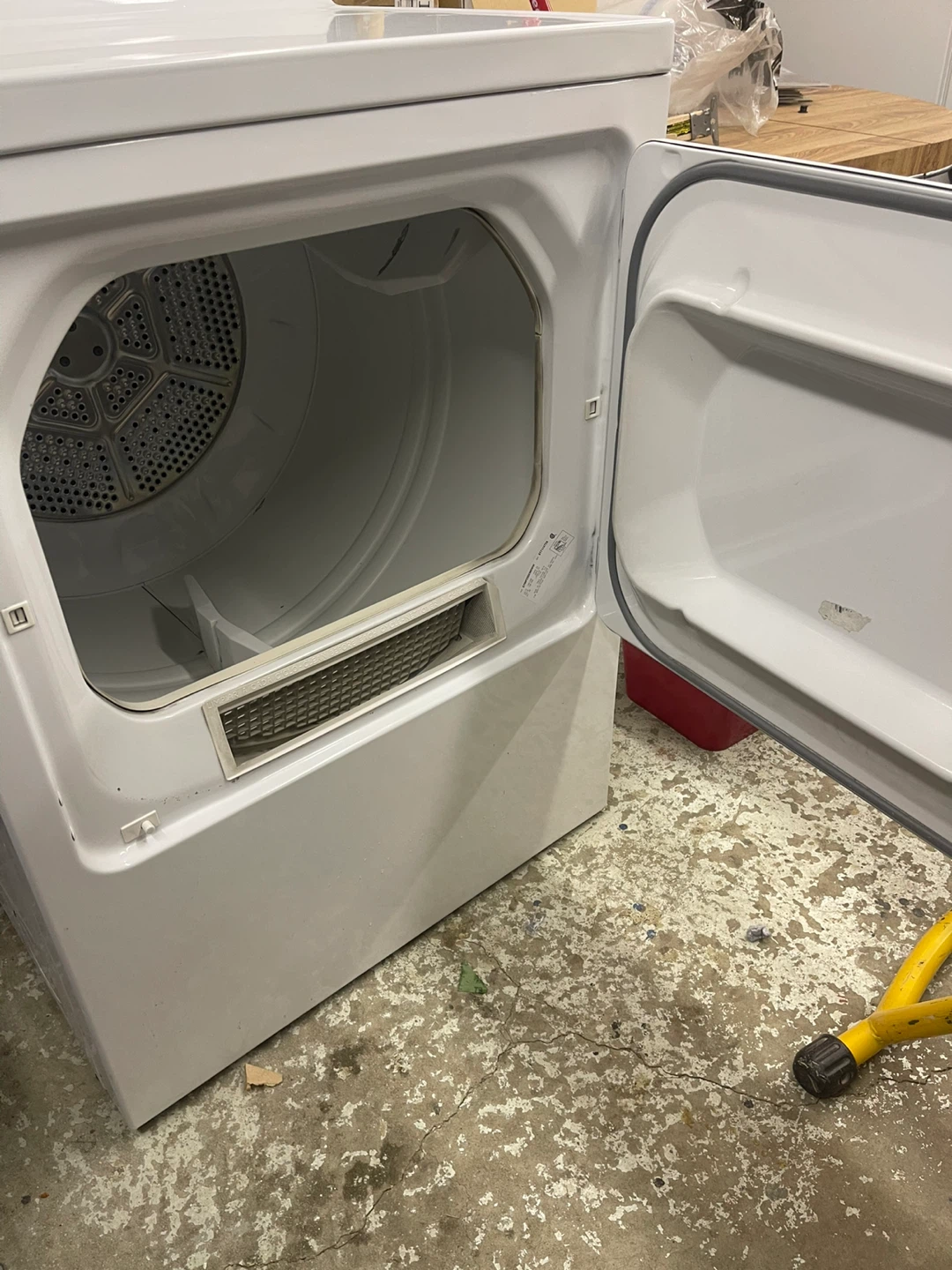 GE White Clothes Dryer - photo 3