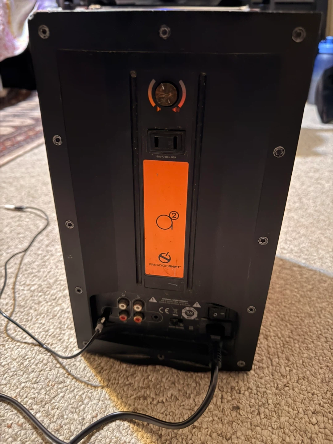 Paradigm "C2" Powered Speaker WITHOUT THE POWER CORD - photo 4