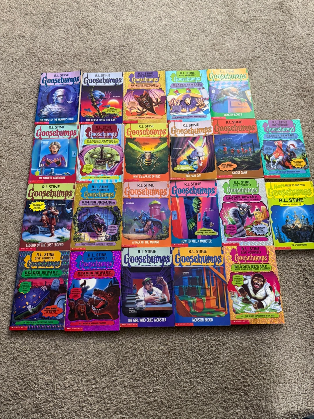 R.L. Stine Goosebumps Books Collection - photo 2