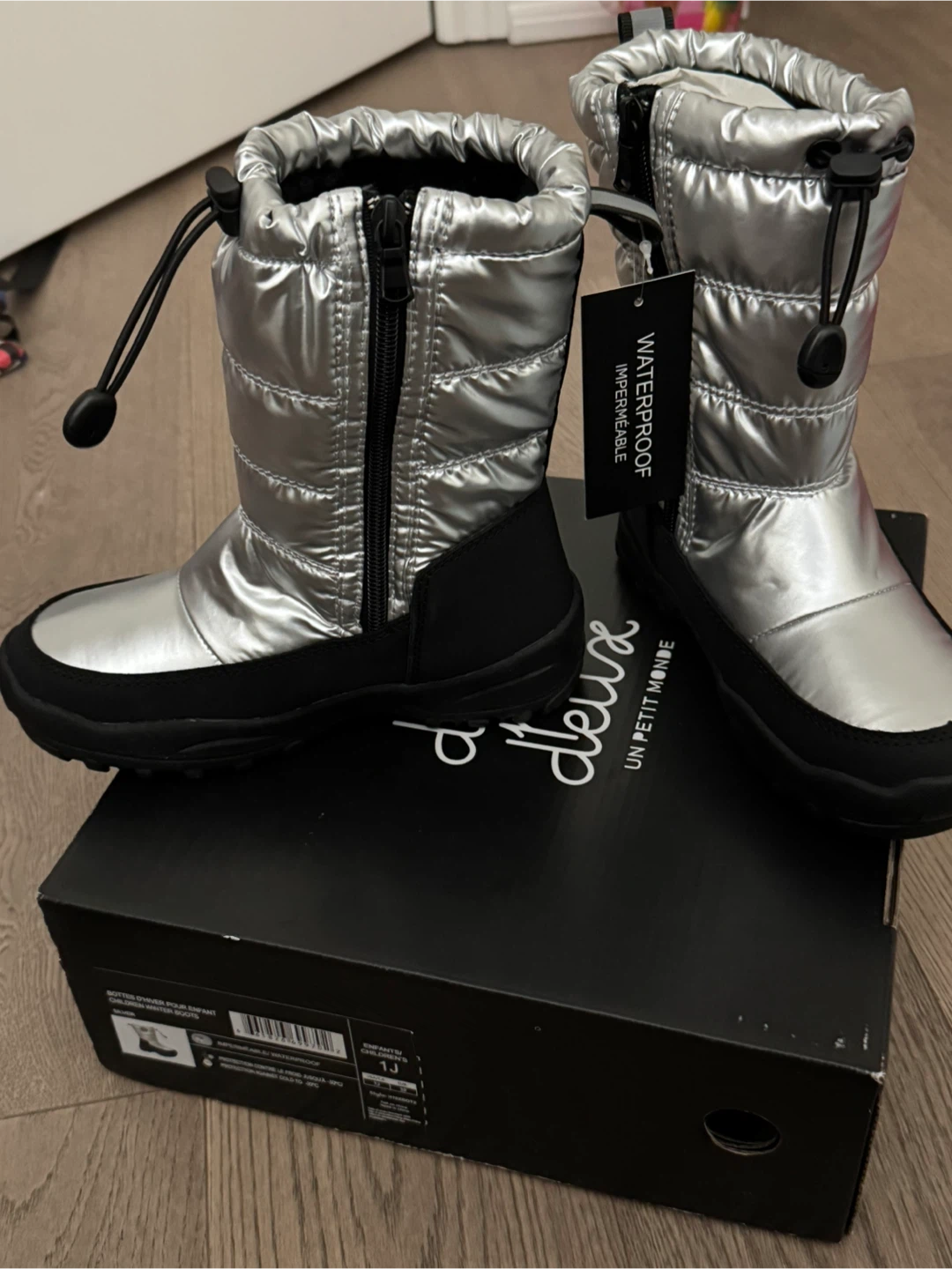 Deux par Deux Children's Silver Winter Boots - Size 1J - photo 4