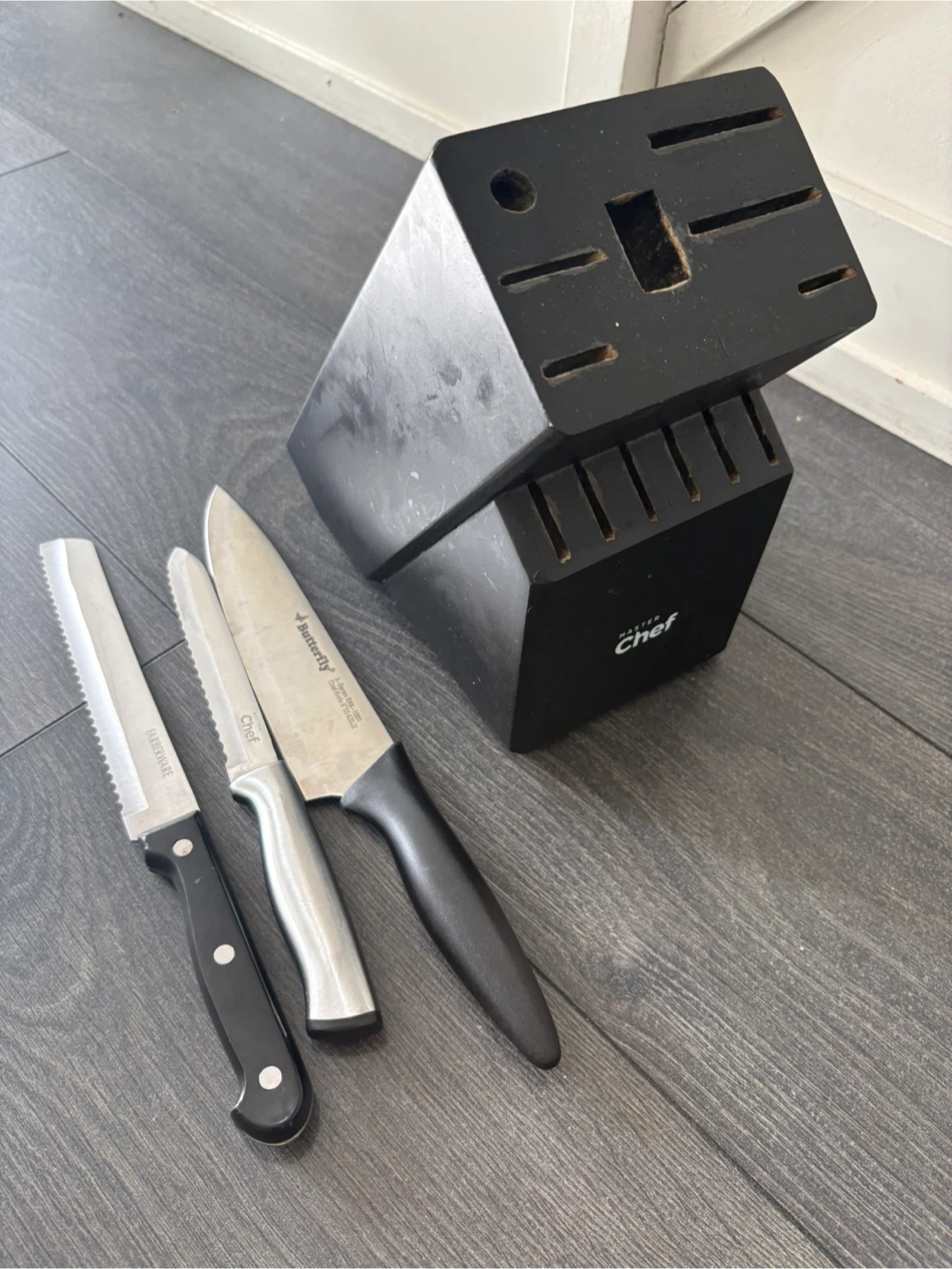 Master Chef Knife Block Set with 3 Knives
