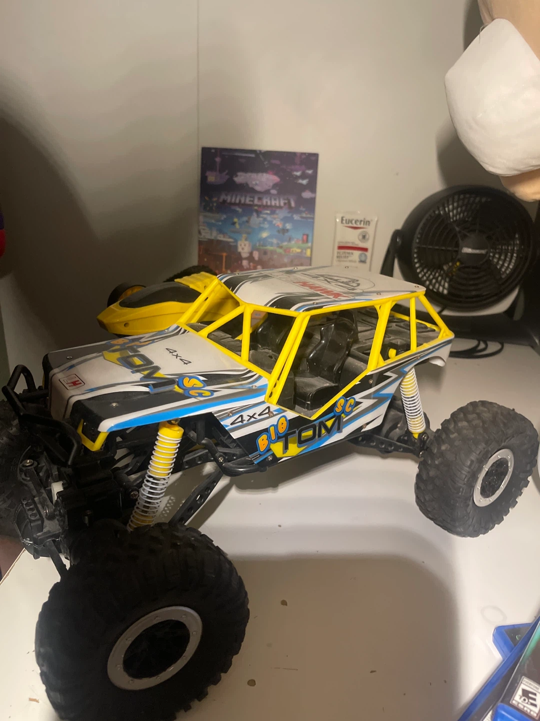 LiteHawk Big Tom 4x4 rc car - photo 3