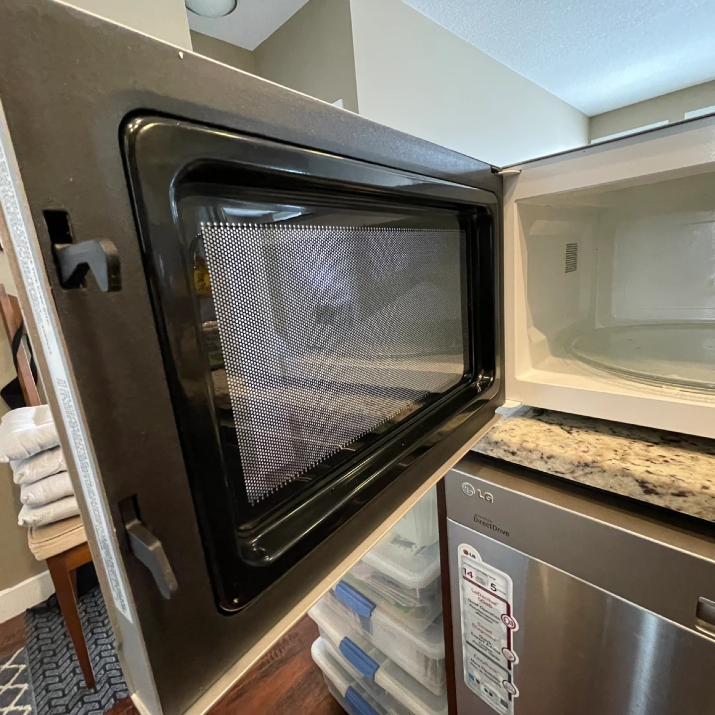 Panasonic 1100W High Power Inverter Microwave - photo 3