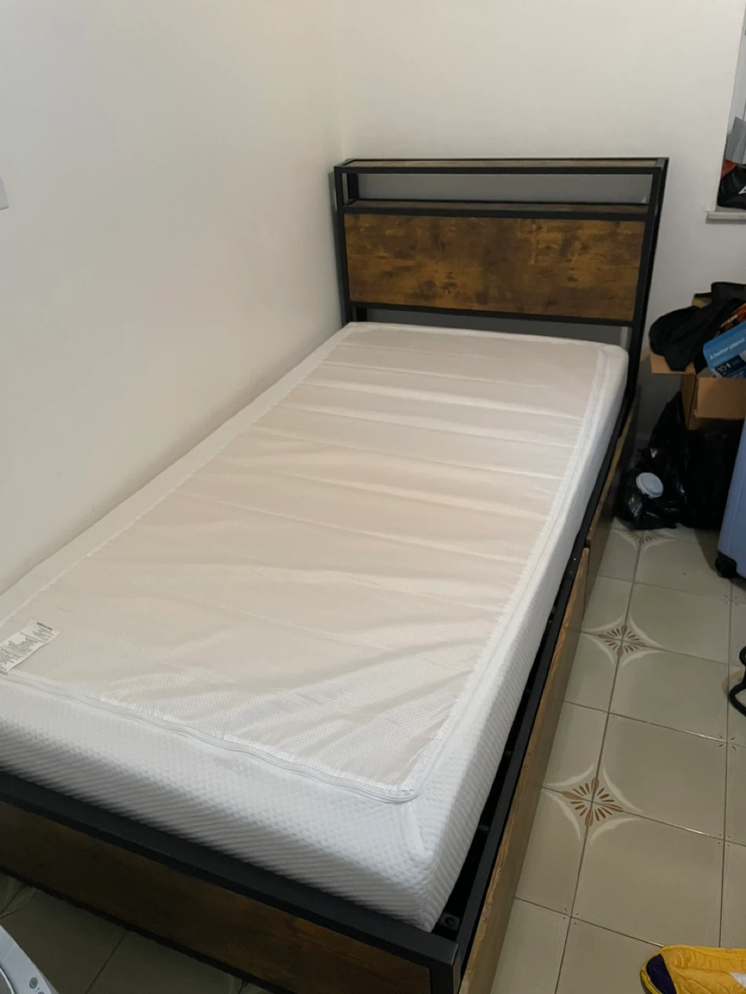 Twin Size Metal Bed Frame with Wood Headboard