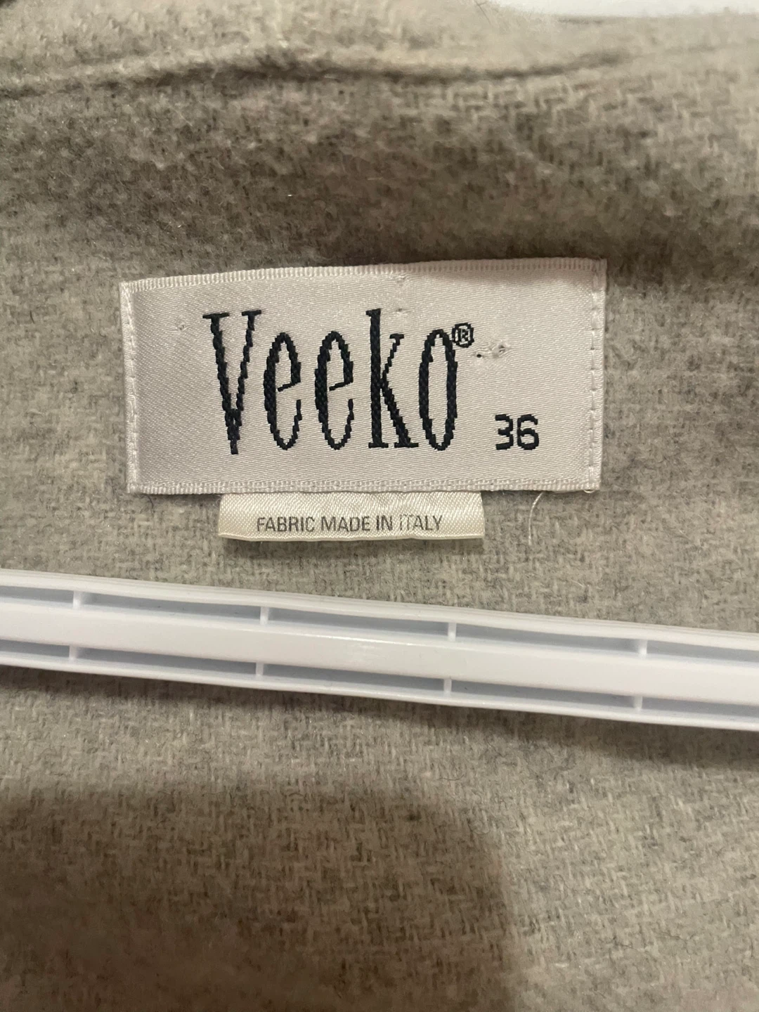Veeko Plaid Hooded Jacket Size 36 - photo 3
