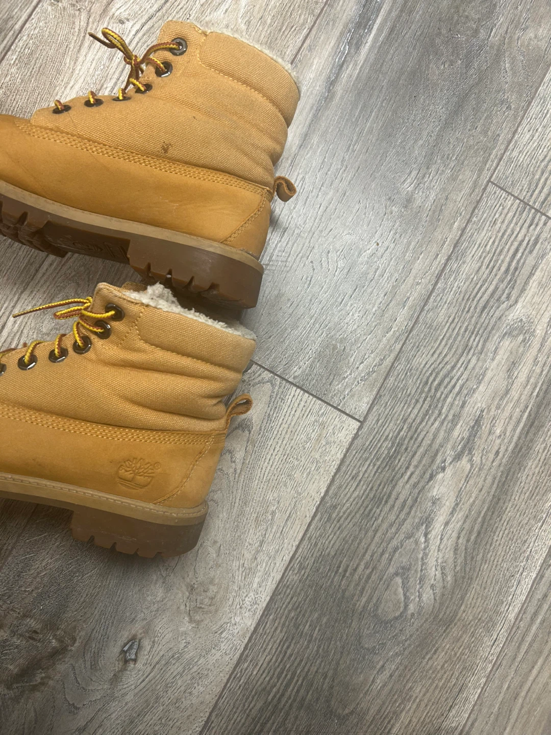 Timberland Wheat Lace-Up Boots with Fleece Lining - photo 2