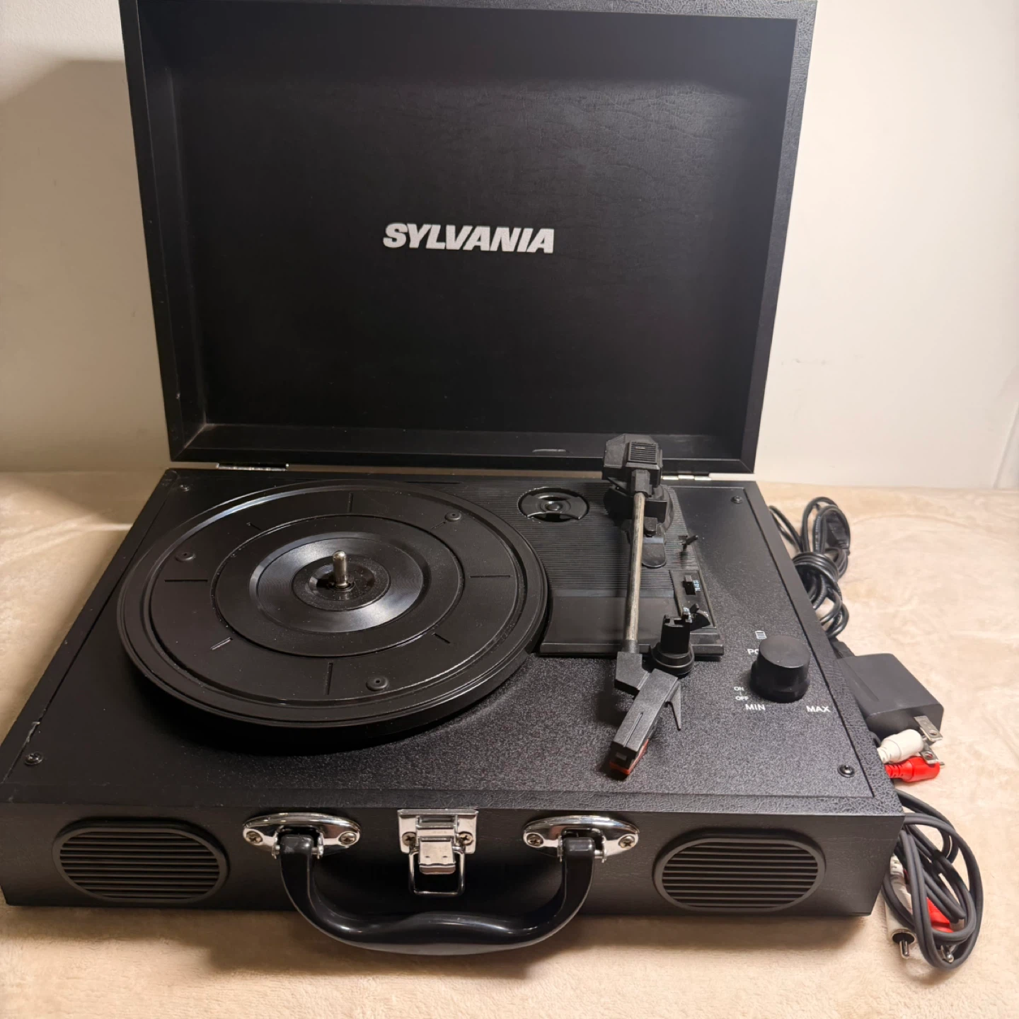 Sylvania Portable Record Player Turntable - photo 4
