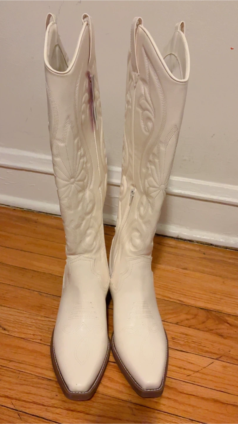 Wild Fable White Cowboy Boots - Size 10 - photo 2