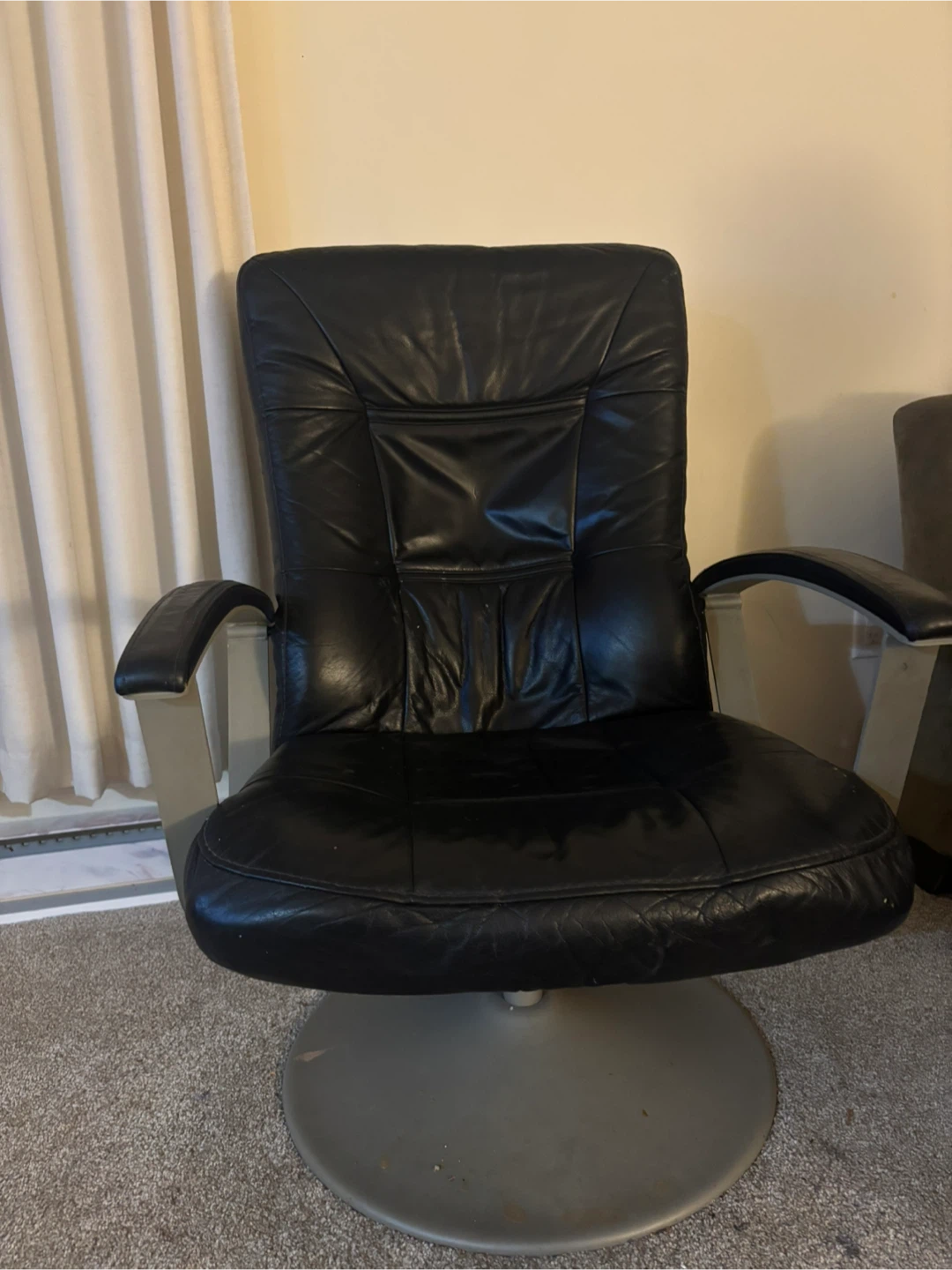 Black Leather Office Chair