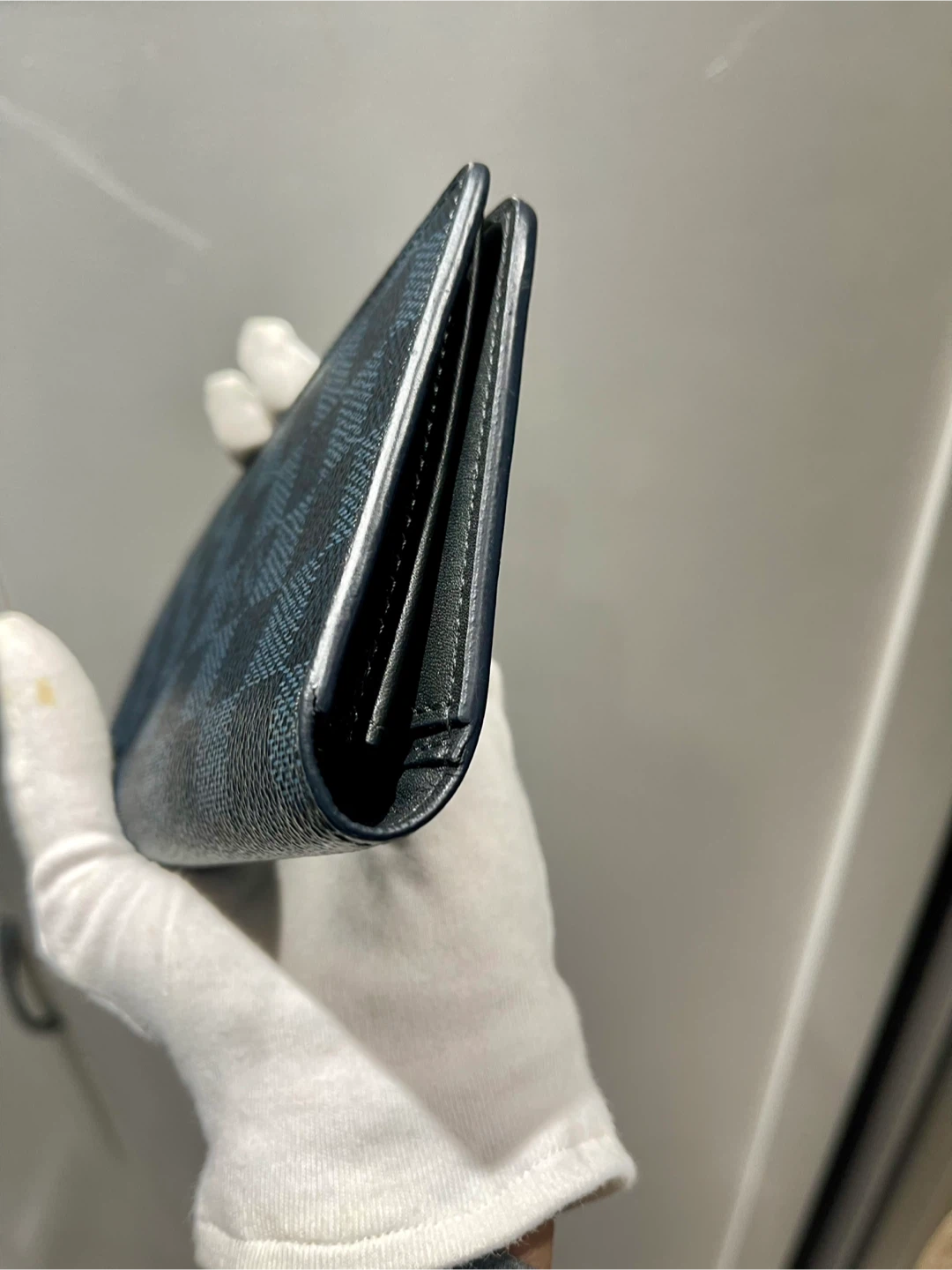 Louis Vuitton Damier Graphite Bifold Wallet - photo 2