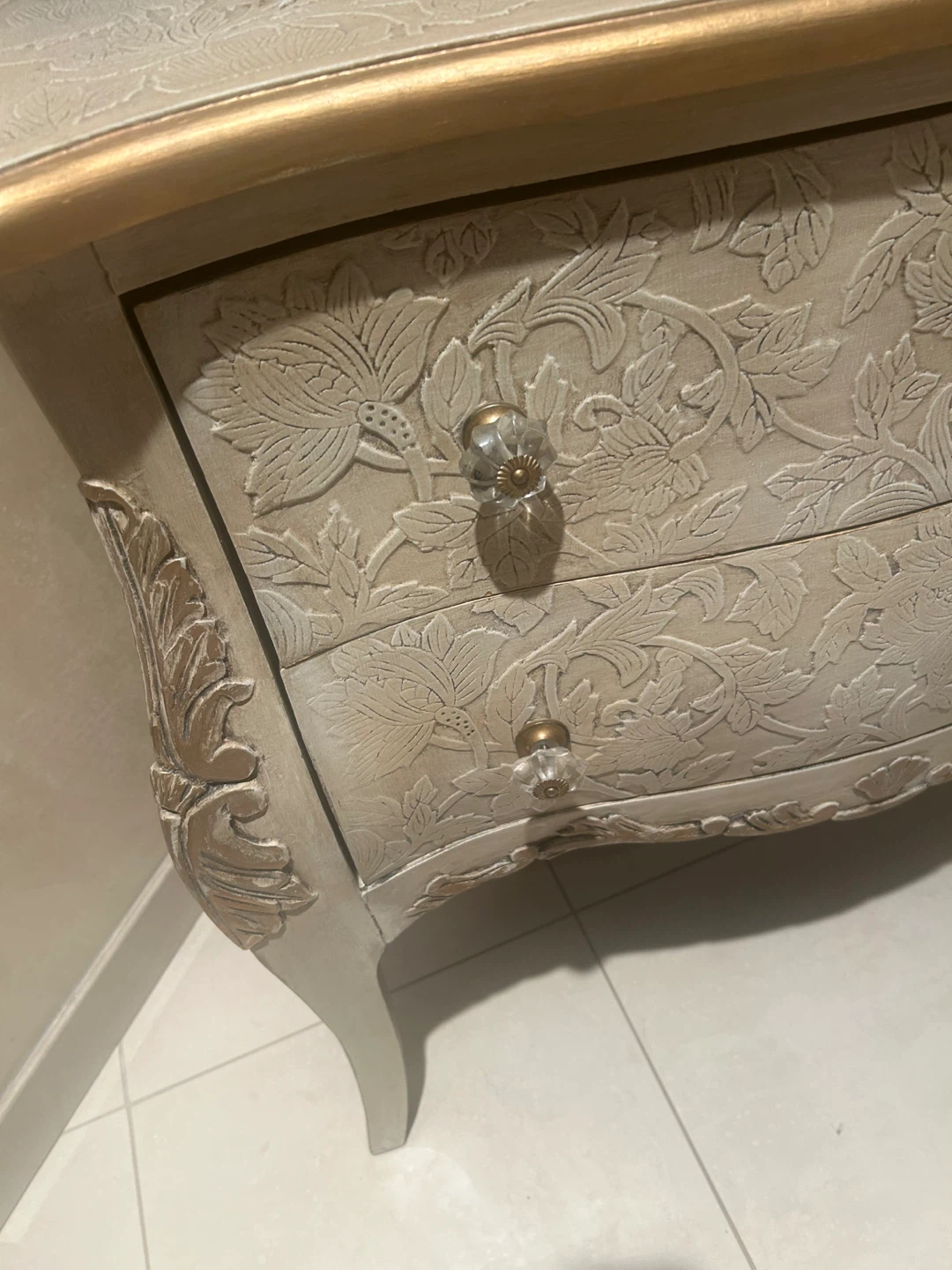 Ornate 2-Drawer Accent Chest - photo 2