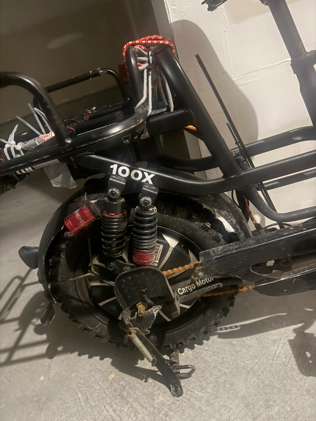 Black Cargo Motors 100X Electric Scooter - photo 5