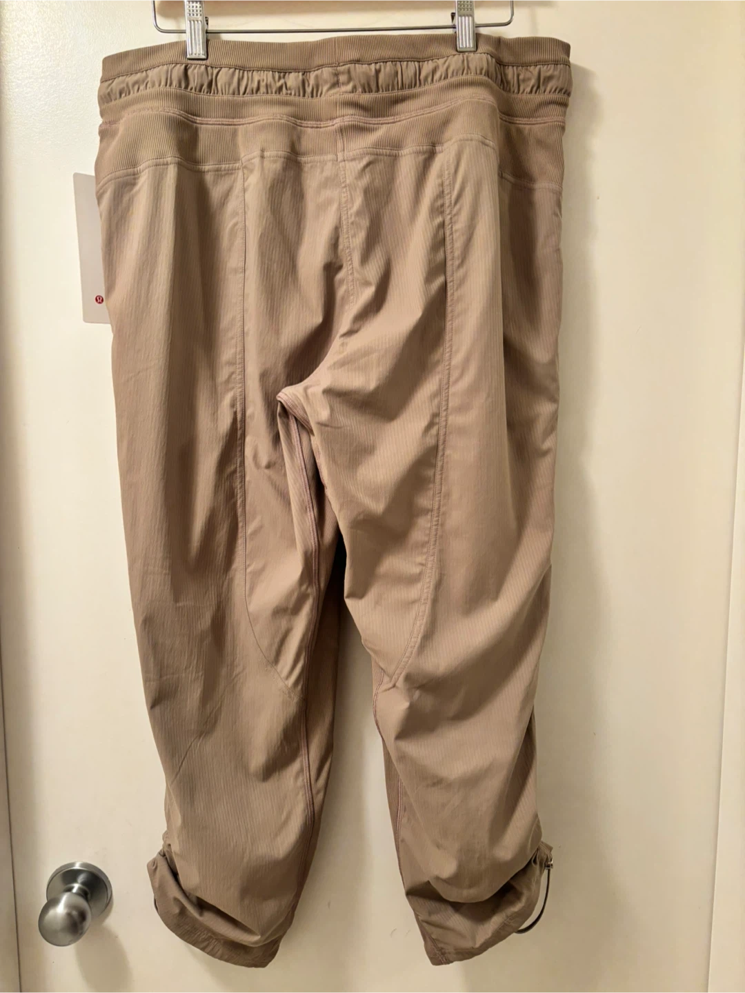 Lululemon Women's Dance Studio MR Crop / Size 12 - photo 2