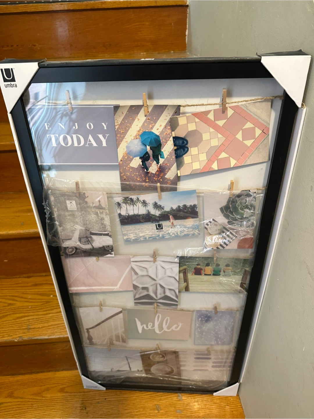 Umbra Photo Frame