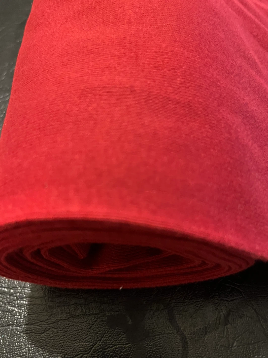 $10 Red Fabric Roll ribbed cotton stretch thick - photo 2