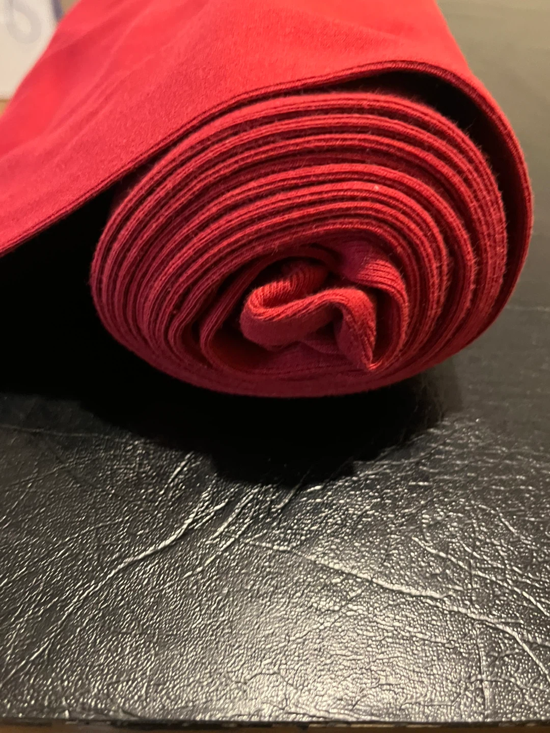 $10 Red Fabric Roll ribbed cotton stretch thick - photo 4